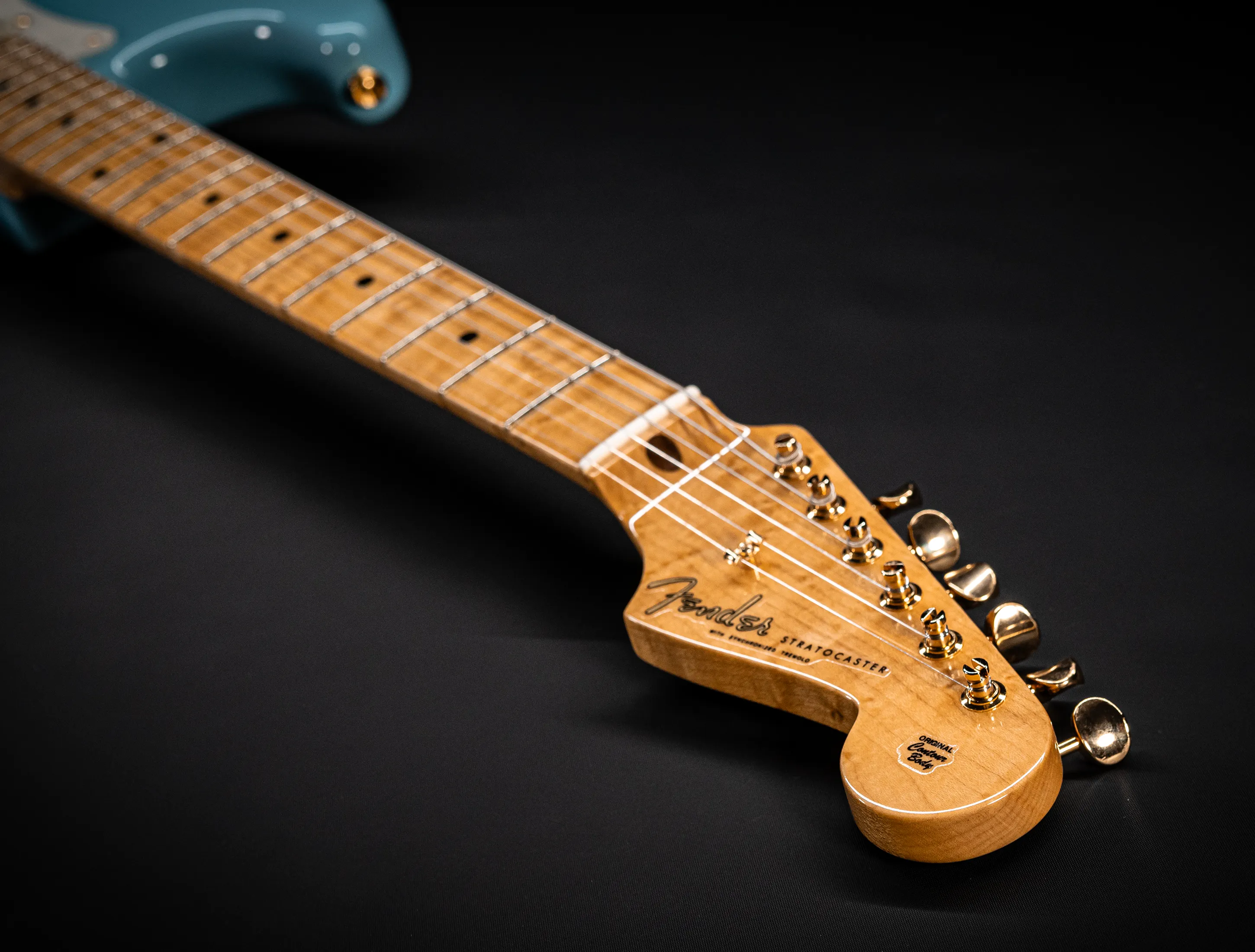 Fender 1959 Limited Stratocaster NOS Birdseye Neck Gold Hardware - Daphne Blue
