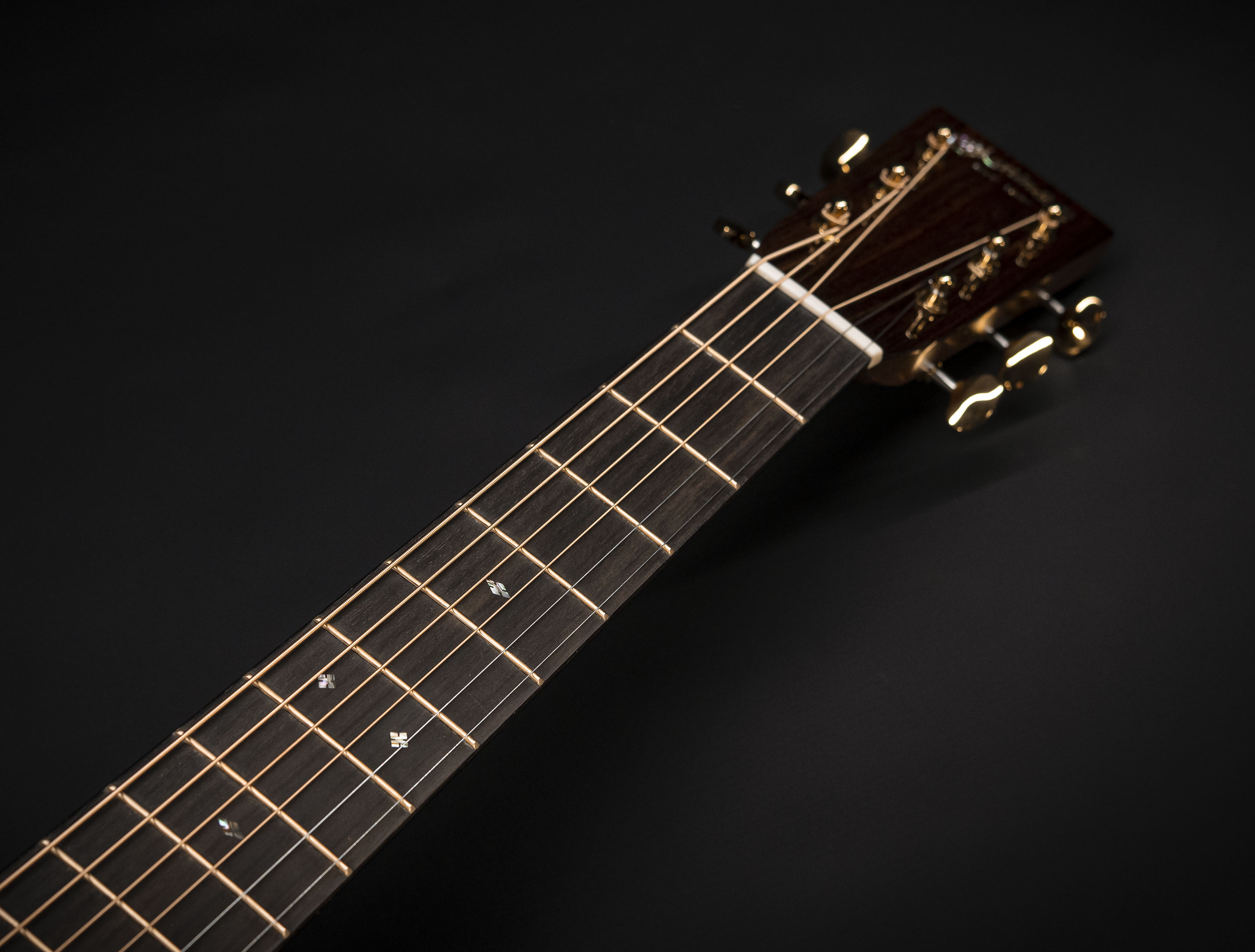 Show gallery (26 images) a142818 Martin-OM-28E-Modern-Deluxe-mit-Tonabnehmer