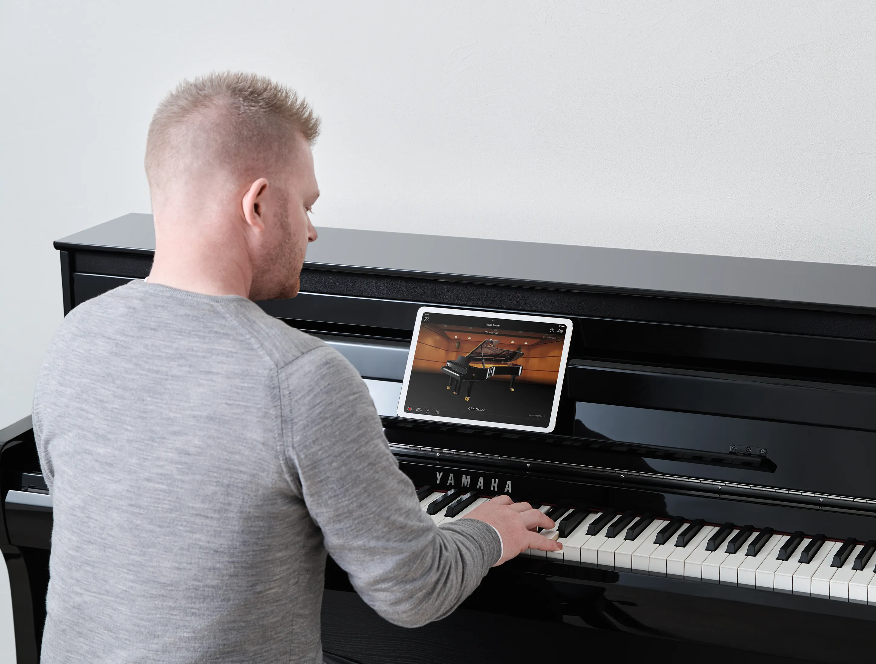 Yamaha CLP-885 PE Clavinova bei Musikhaus Hermann kaufen