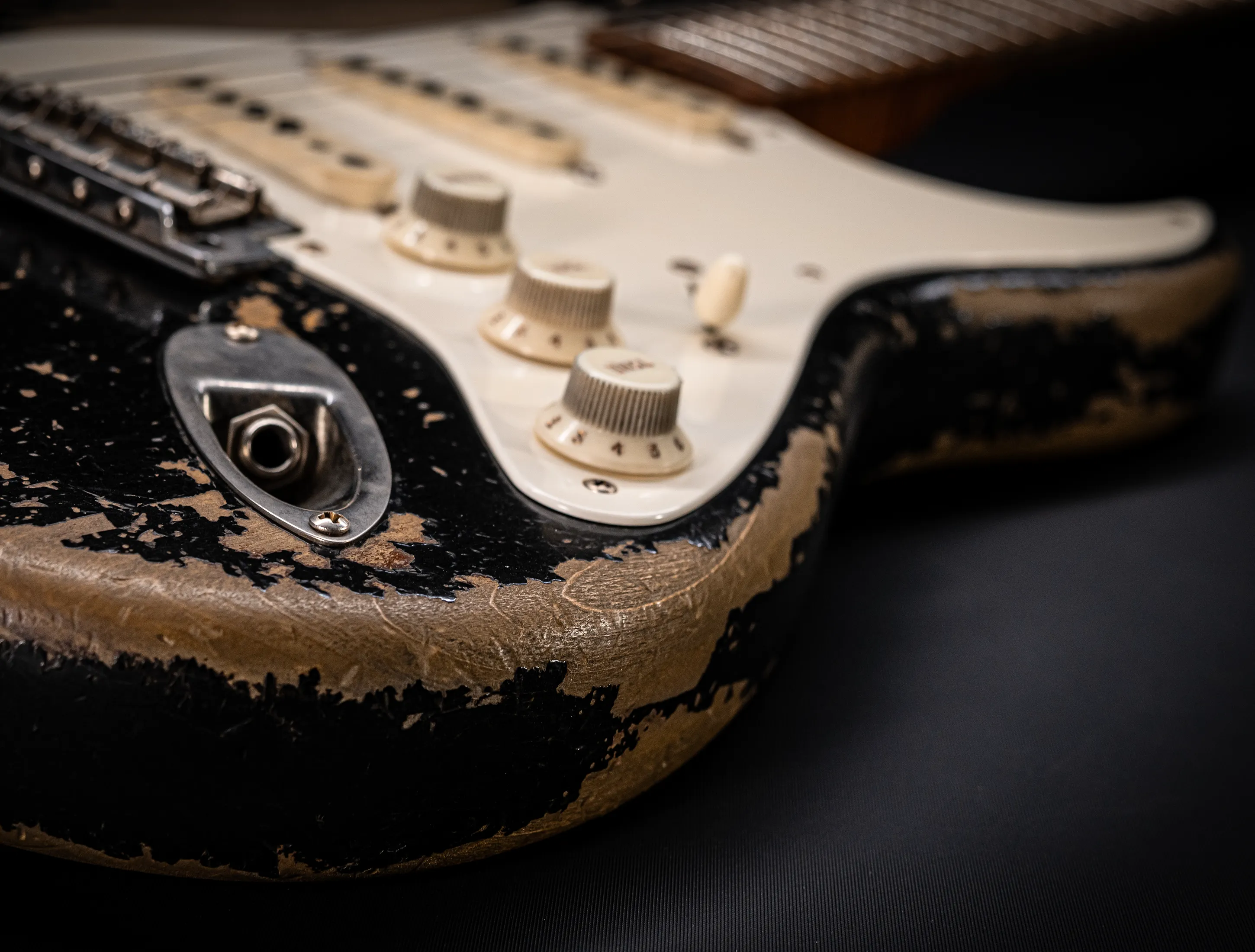 Fender Senior Masterbuilt Dale Wilson 1957 Stratocaster Heavy Relic - faded Black