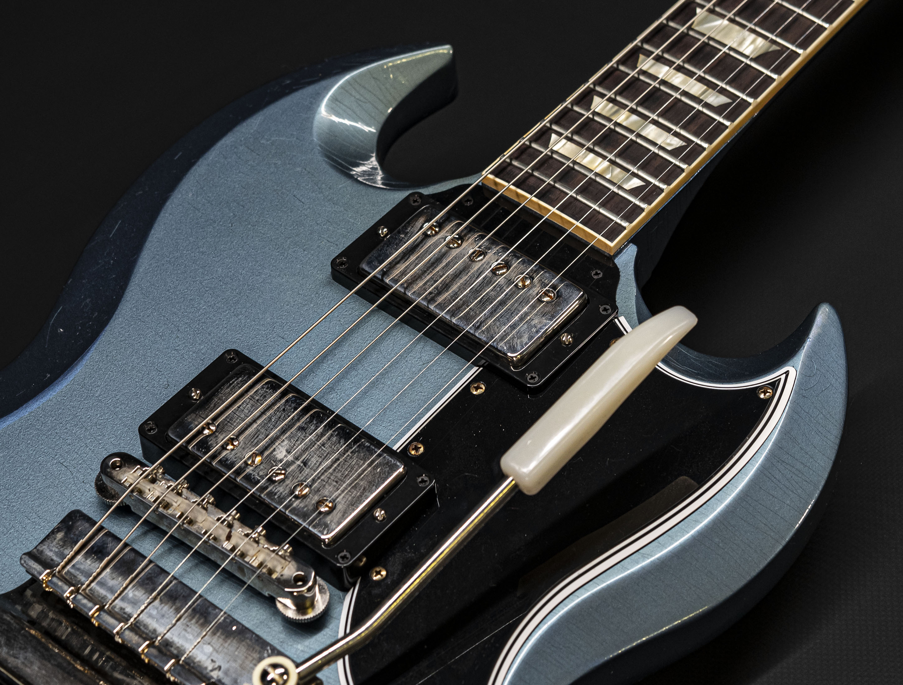 a115931_Gibson-SG-1964-Standard-Maestro-Vibrola-Murphy-Lab-Light-Aged-Pelham-Blue a115931 gibson-sg-1964-standard-maestro-vibrola-murphy-lab-light-aged-pelham-blue