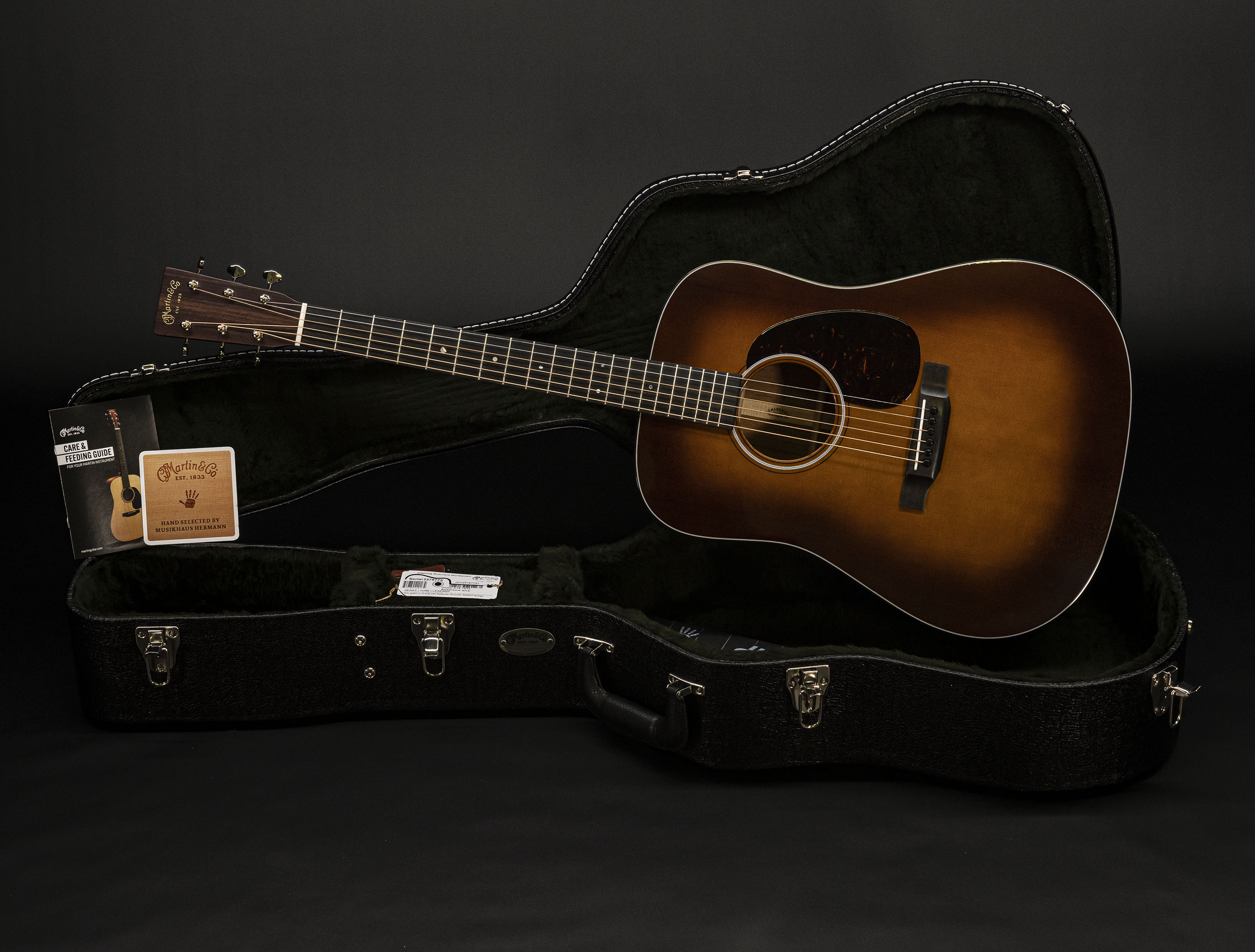 Martin D-18 Ambertone