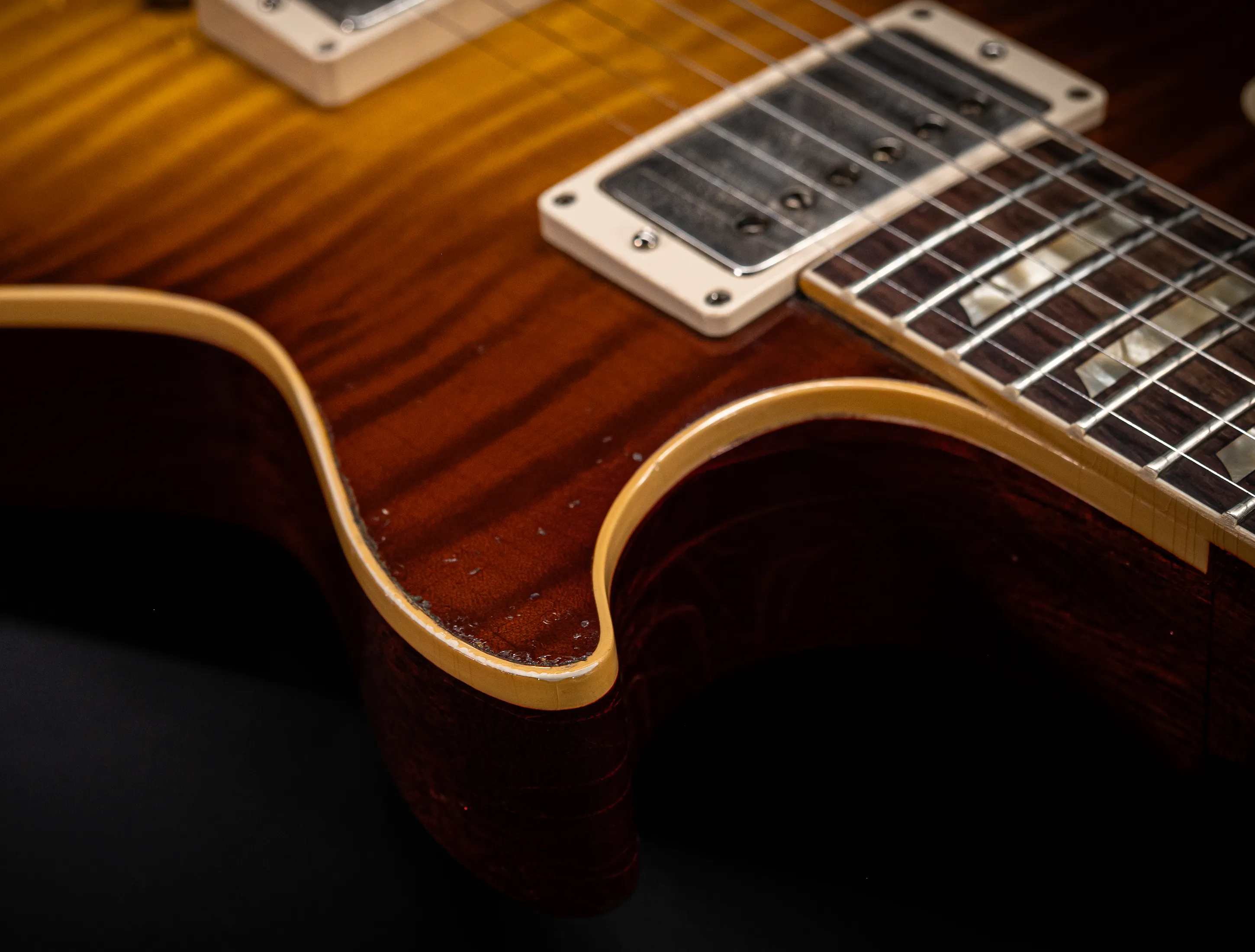 a175957-Gibson-Les-Paul-1959-Memphis-with-Mojo-Murphy-Lab-Ultra-Heavy-Aged-Heroes-Greatest-Hits-