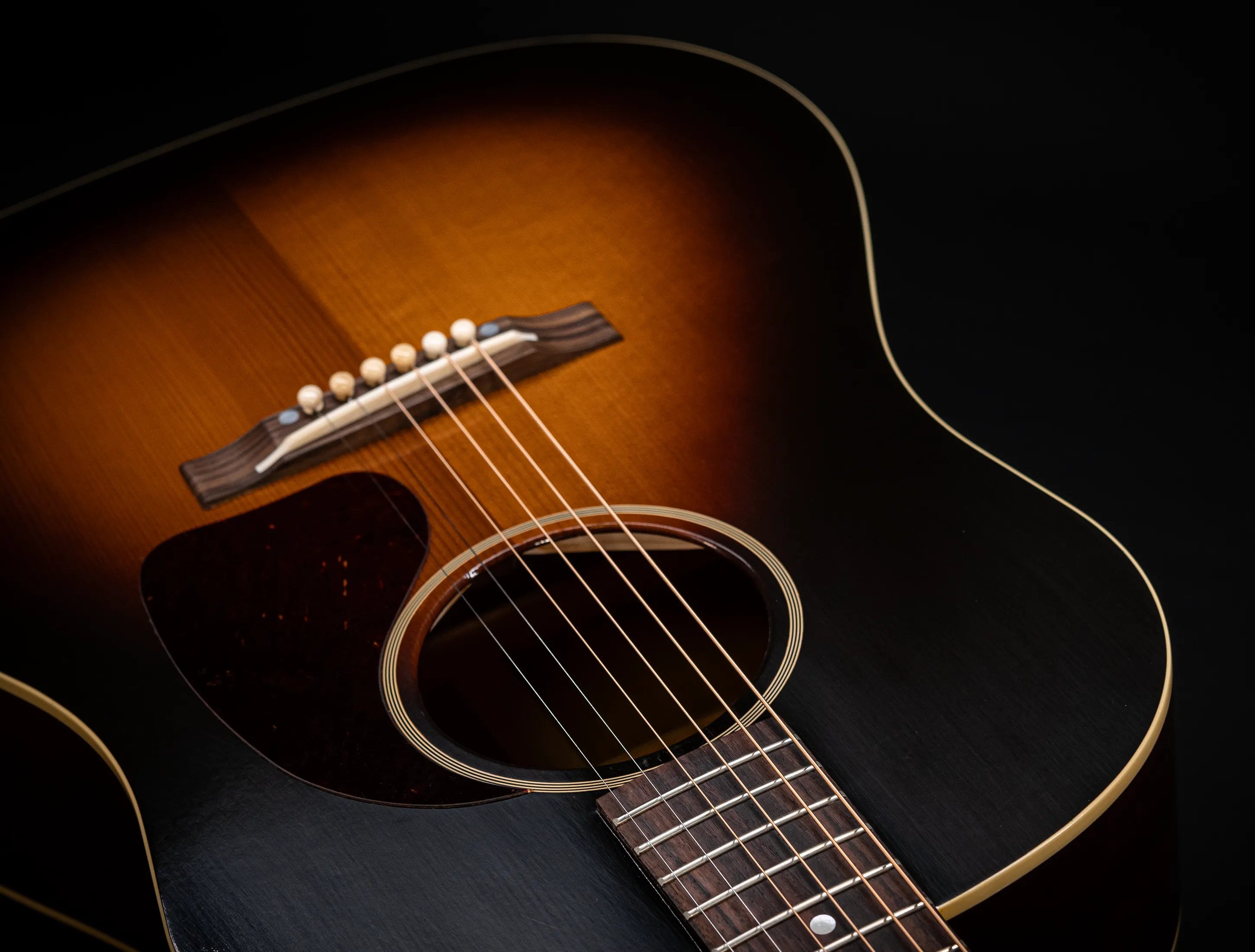 Galerie anzeigen (21 Bilder) a165397 Gibson J-45 1942 Banner - Vintage Sunburst