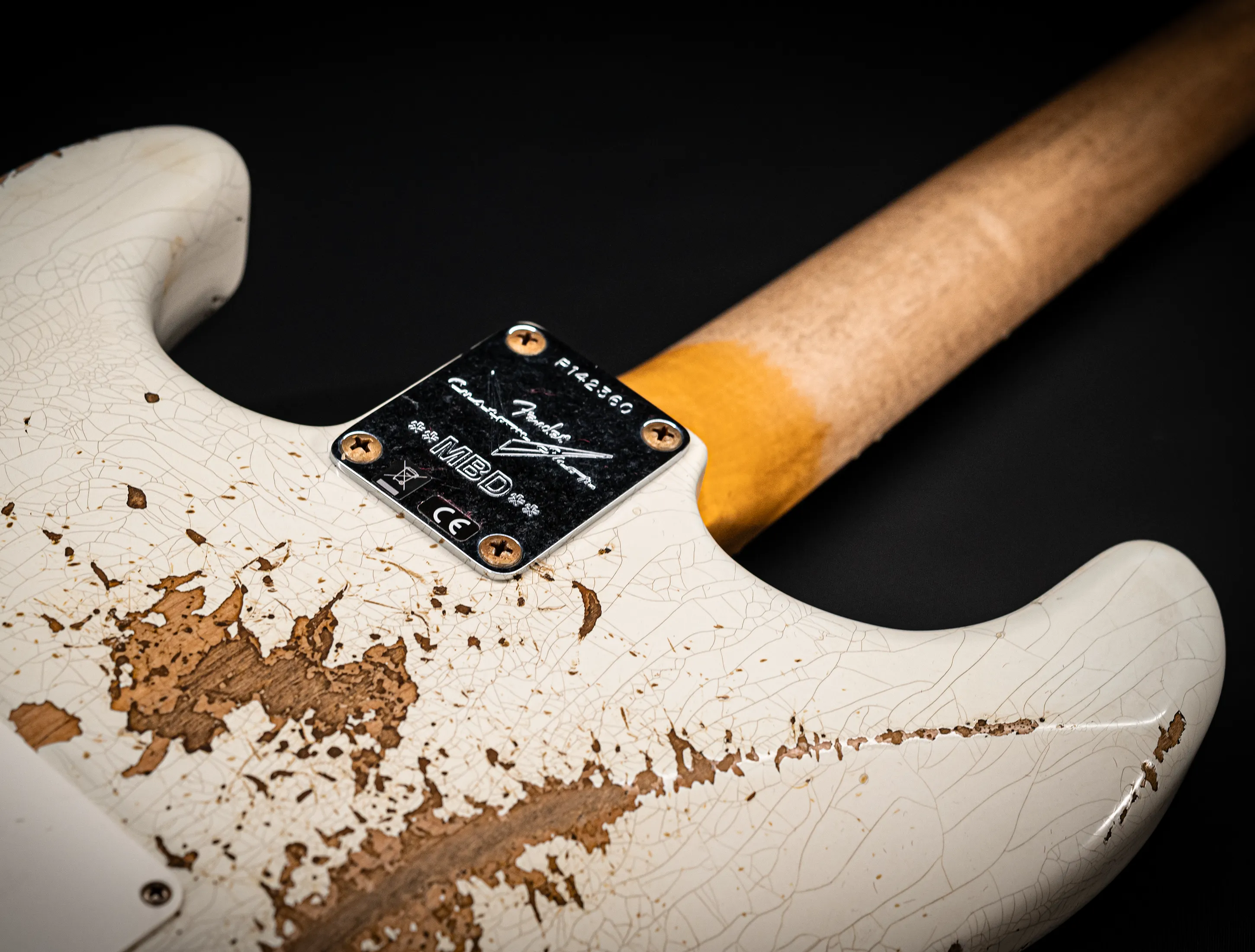 Fender MBD 1963 Stratocaster Heavy Relic - Super Faded Aged Olympic White