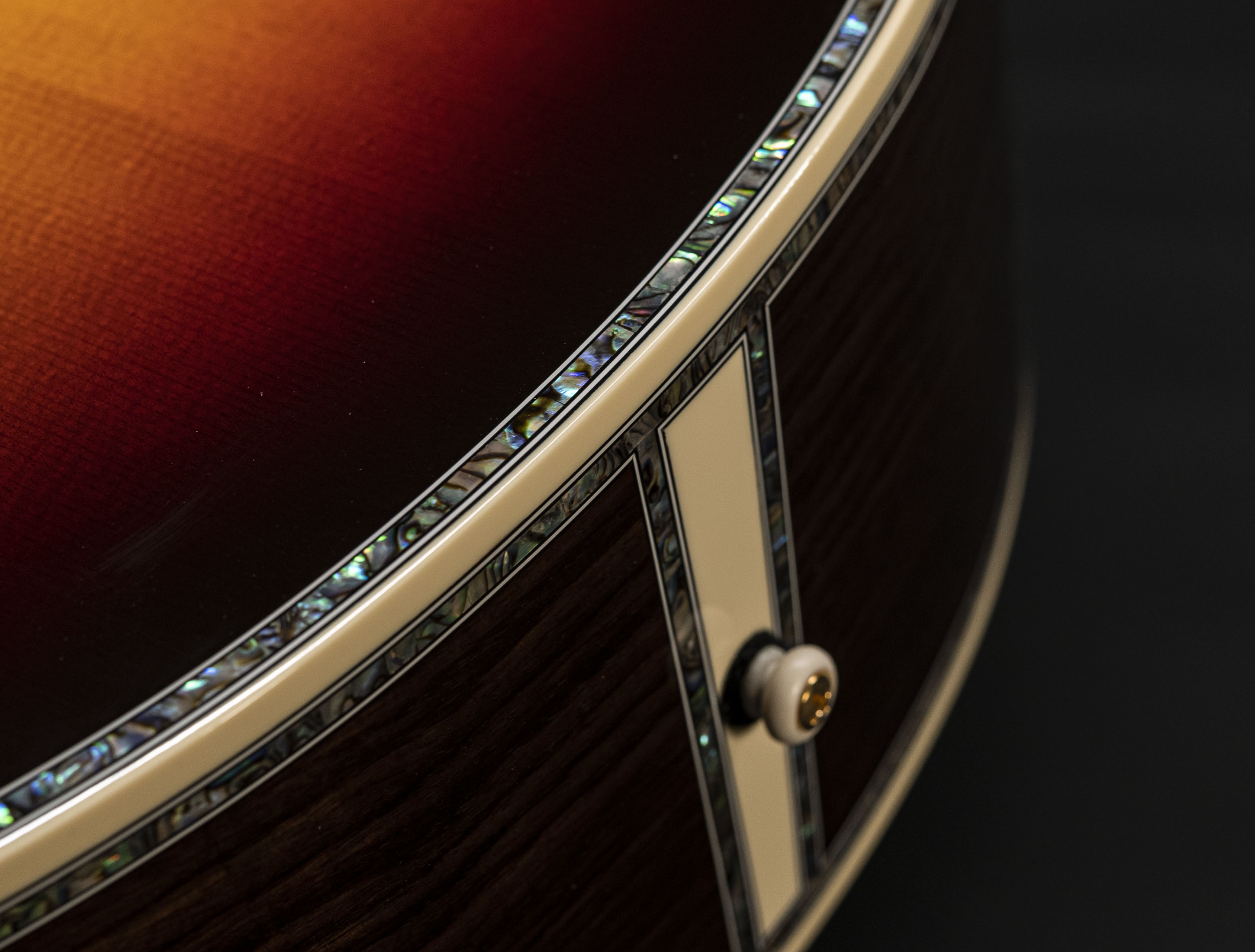 a142801_Gibson-SJ-200-Monarch-Mastershop-Rosewood-Triple-Sunburst a142801 gibson-sj-200-monarch-mastershop-rosewood-triple-sunburst