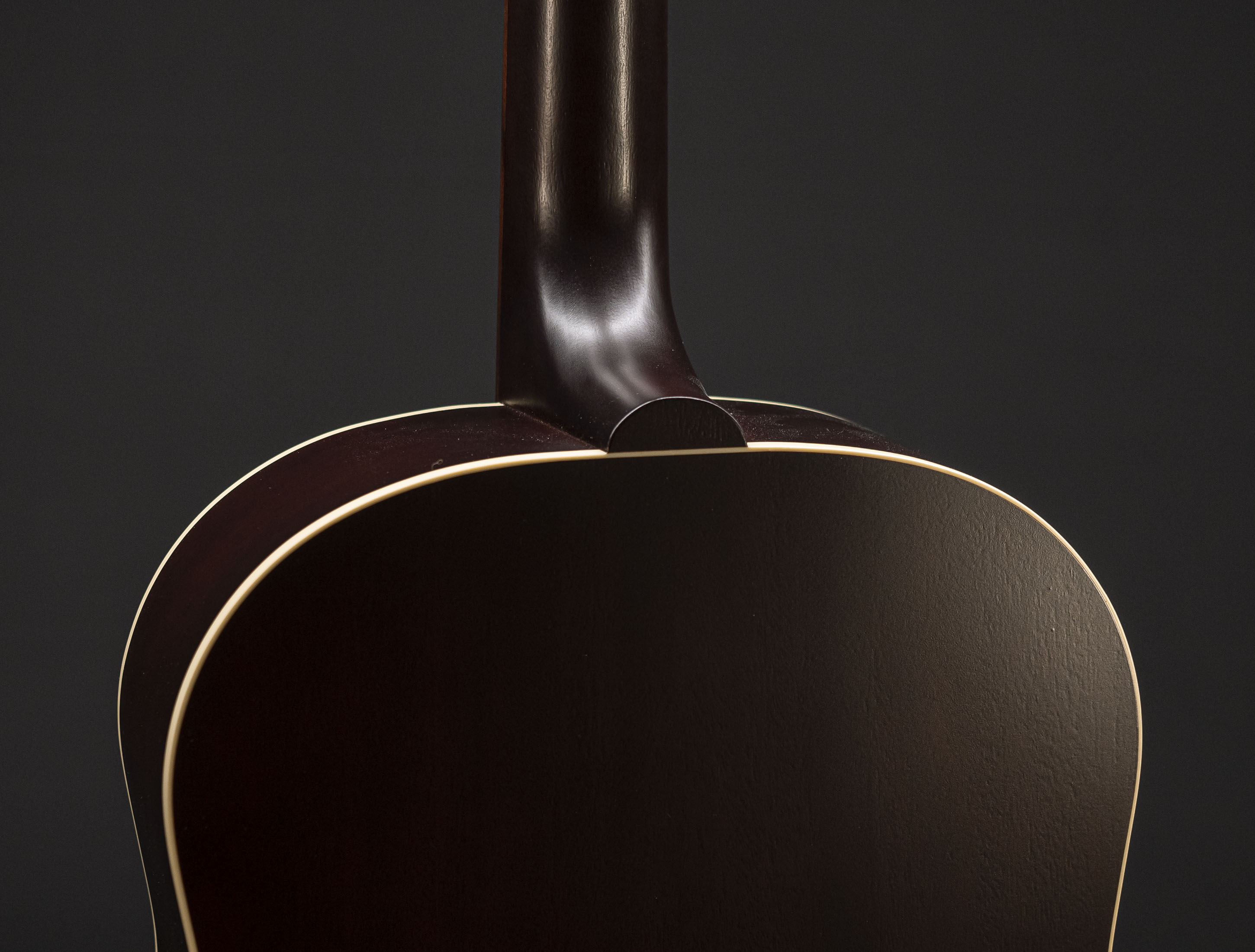 Show gallery (25 images) a121282 gibson-j-45-50s-faded-vintage-sunburst