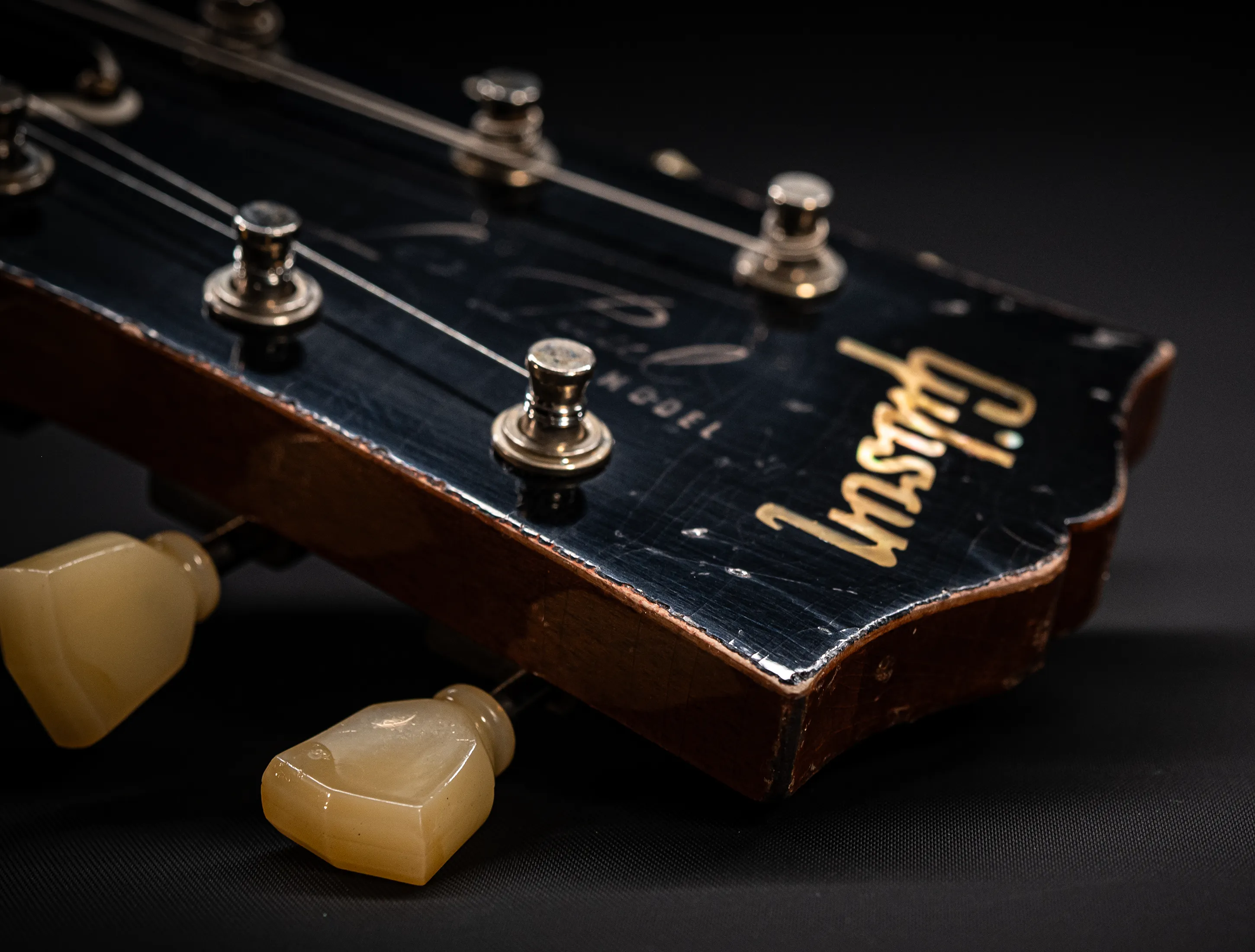 Show gallery (36 images) a163140 Gibson Les Paul 1959 Double Black Murphy LAB R9 Authentic Heavy Aged - Butterscotch