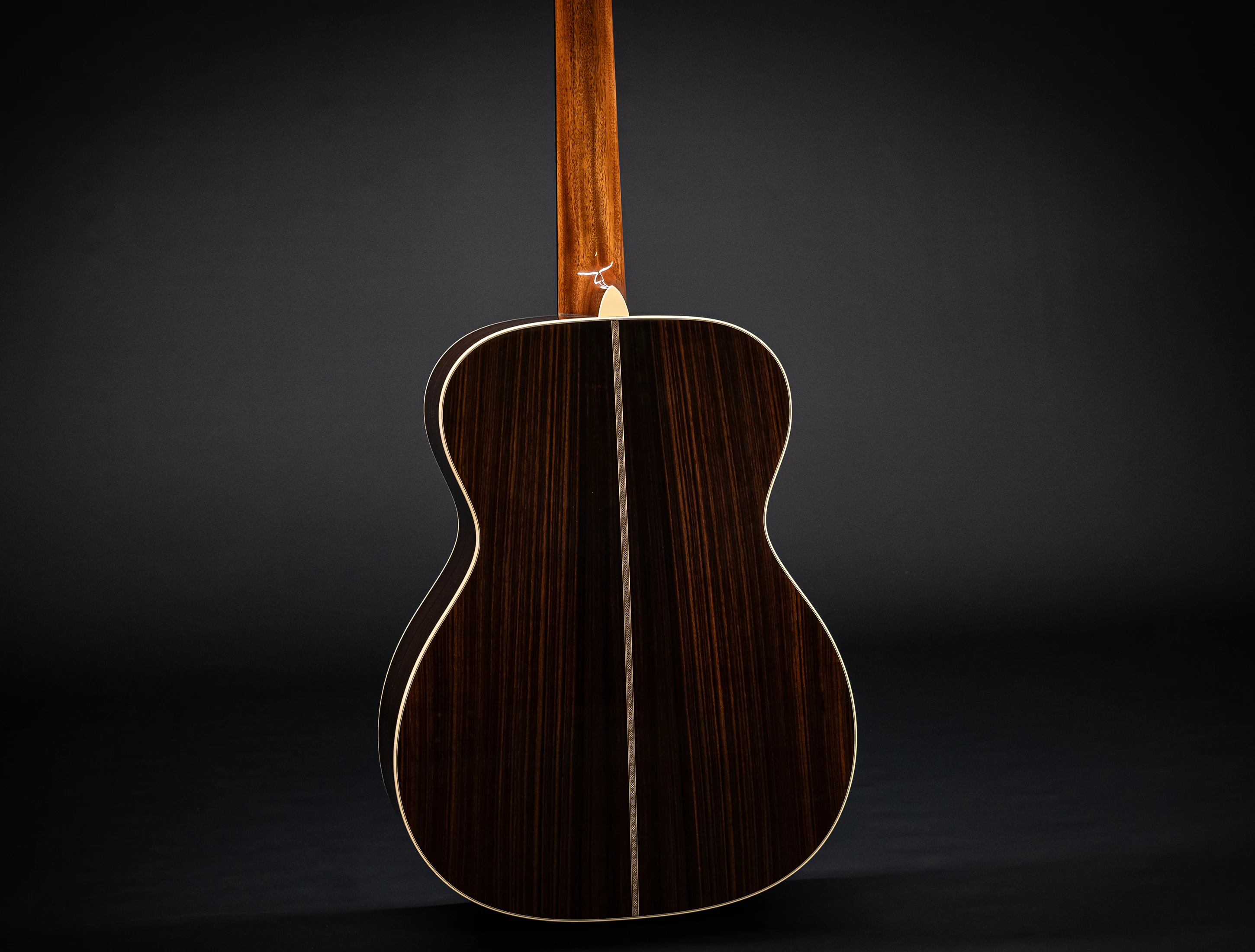 Galerie anzeigen (24 Bilder) a172420 Martin 000-28EC E LRB Eric Clapton - LR Baggs VTC Musikhaus-Hermann