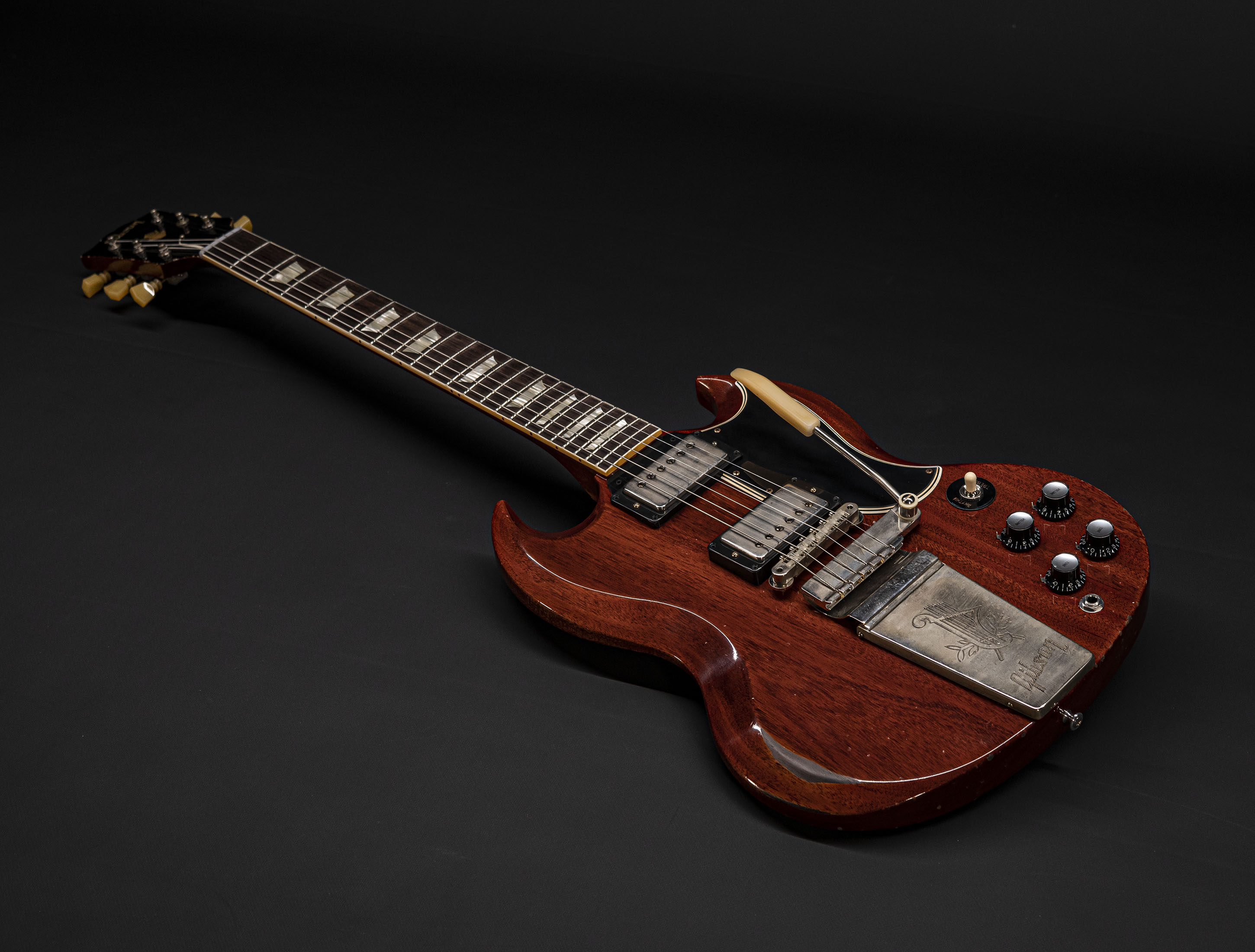a123207-Gibson-SG-1964-Standard-Reissue-Maestro-Vibrola-Murphy-Lab-Heavy-Aged-Faded-Cherry a123207-gibson-sg-1964-standard-reissue-maestro-vibrola-murphy-lab-heavy-aged-faded-cherry