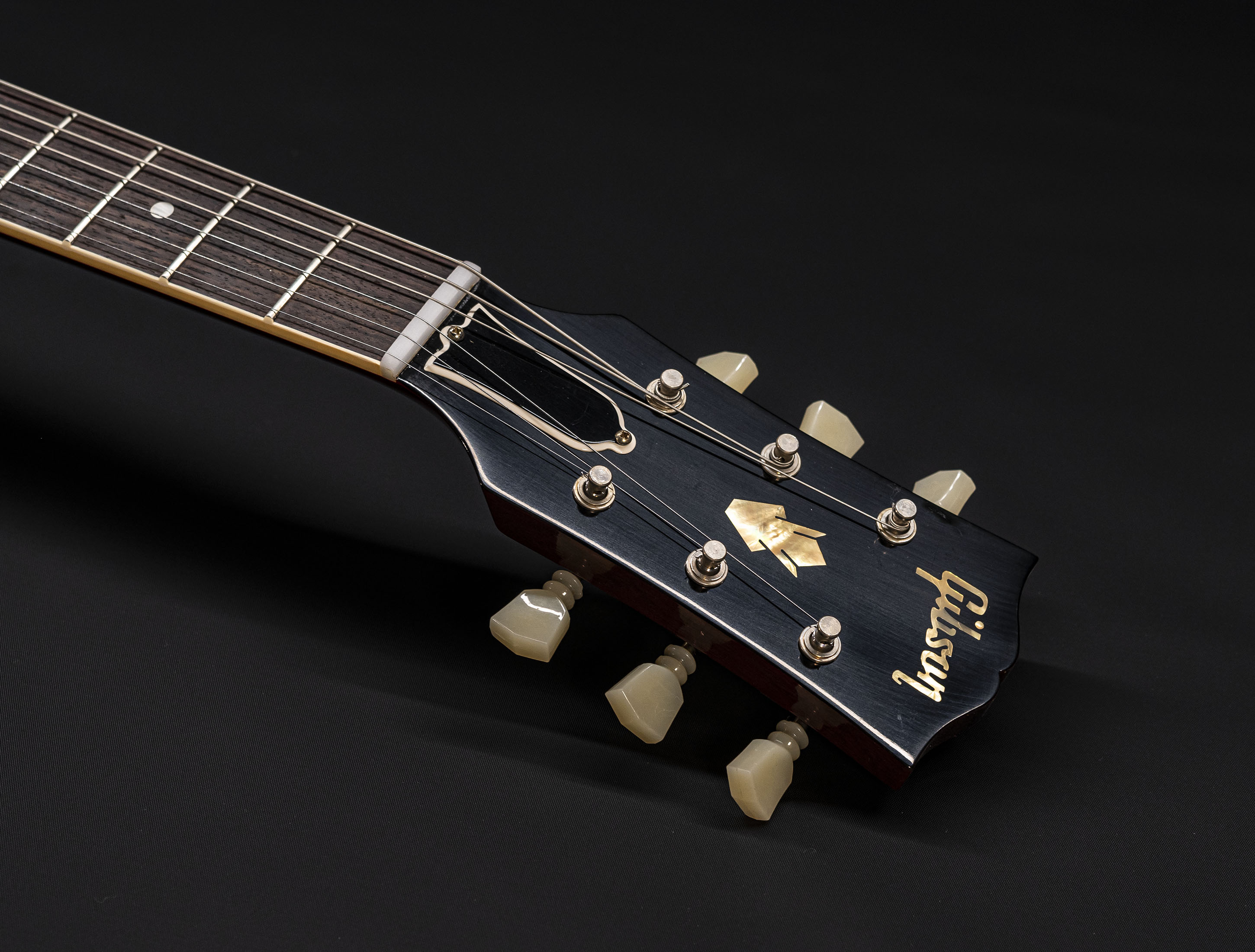 a126640_Gibson-ES-335-1961-Murphy-Lab-Ultra-Light-Aged-Sixties-Cherry a126640 gibson-es-335-1961-murphy-lab-ultra-light-aged-sixties-cherry