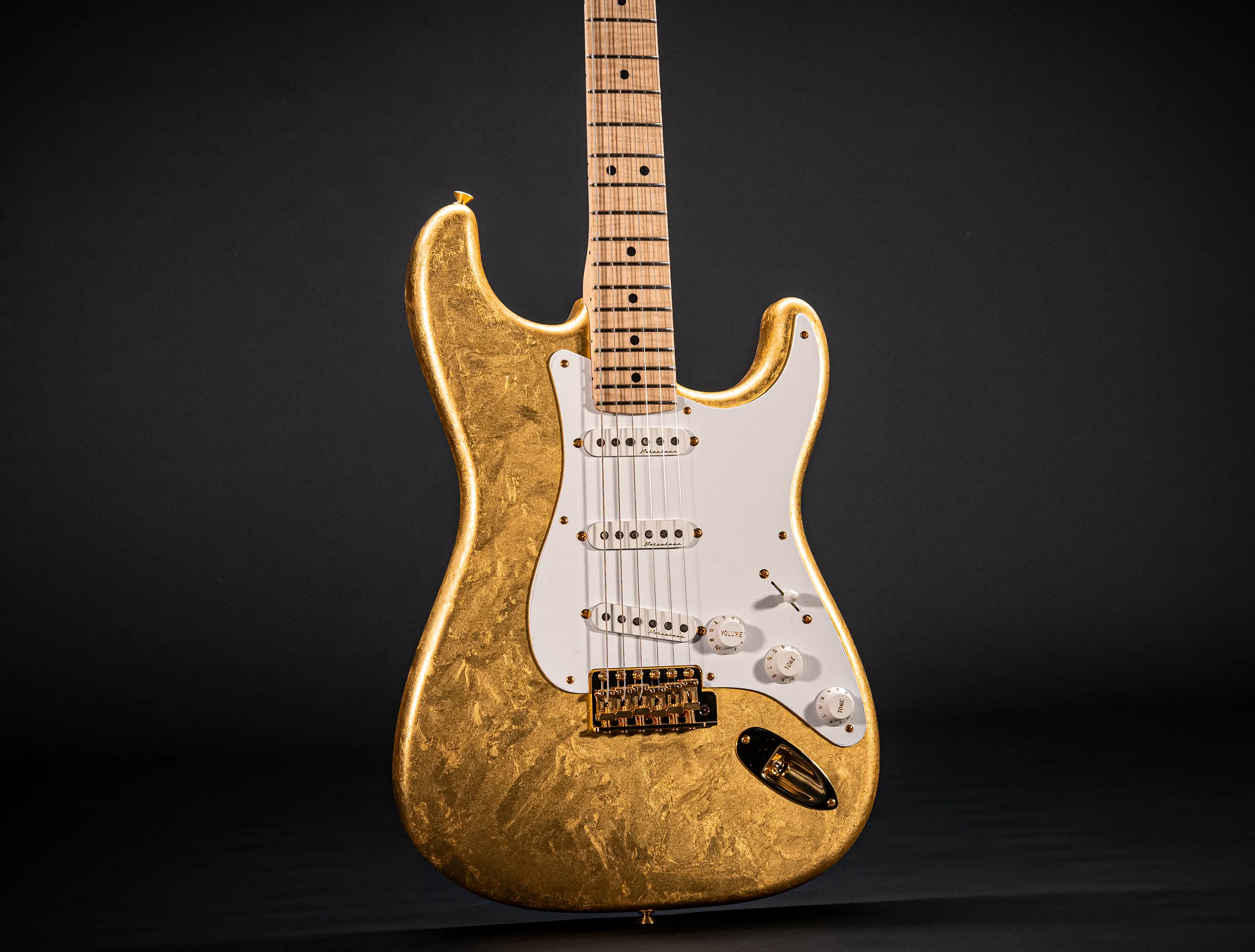 a165193 Fender Masterbuilt Todd Krause GOLD LEAF Eric Clapton Stratocaster - 24 Karat Gold