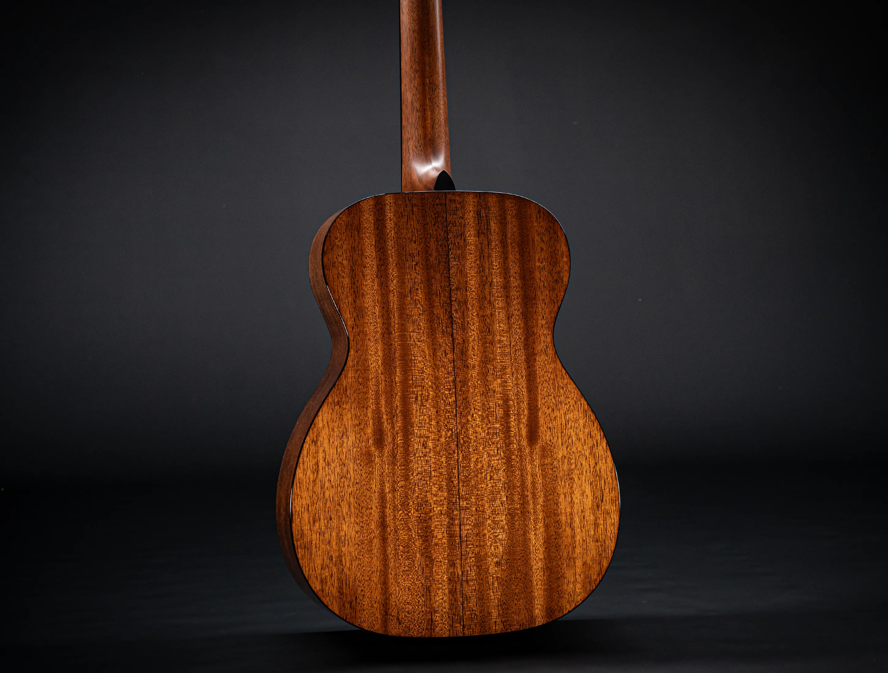 Martin 00-18 JB Joe Bonamassa - Signature Artist Edition