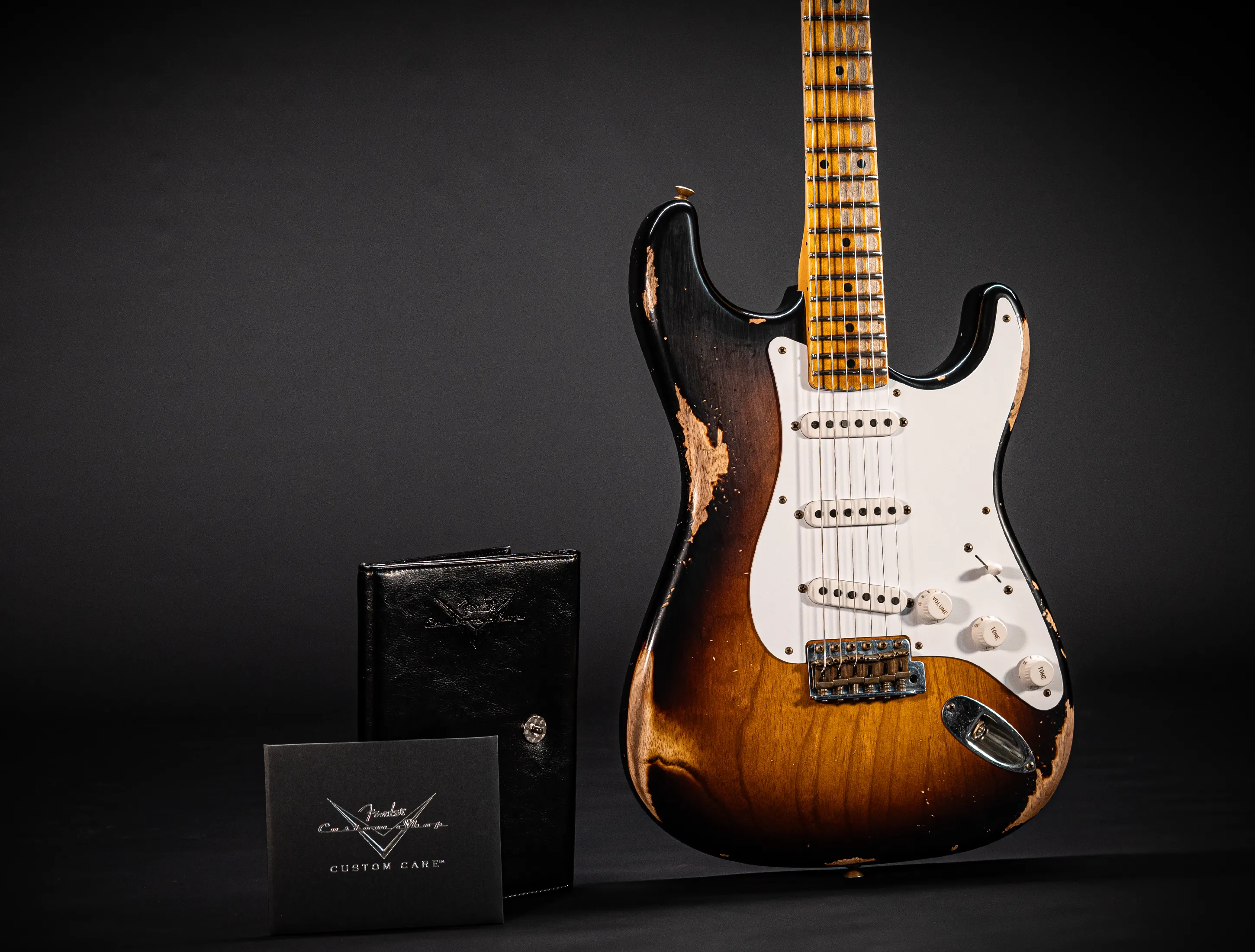 Fender 70th Anniversary Limited 1954 Stratocaster Heavy Relic - Sunburst