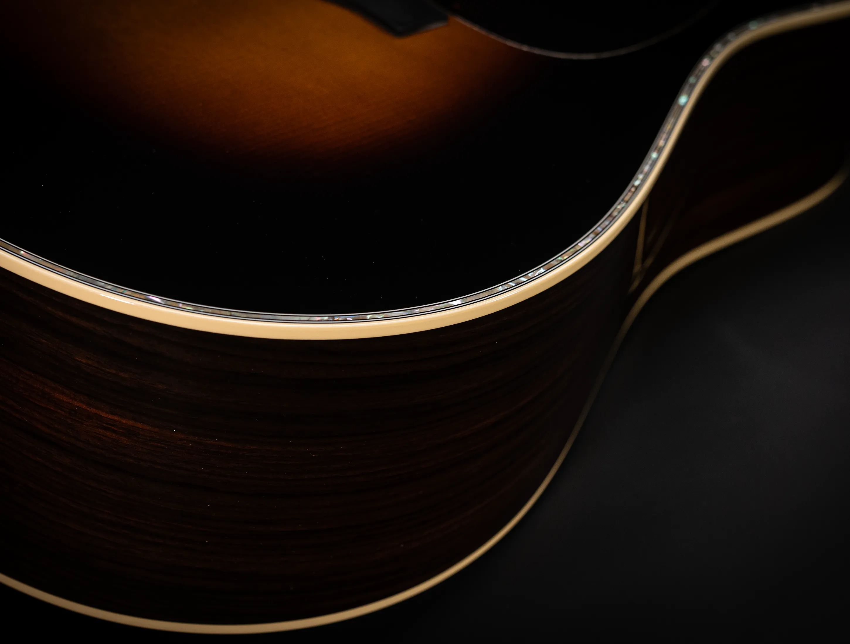 a172092 Martin D-41 (Reimagined) Sunburst Musikhaus-Hermann