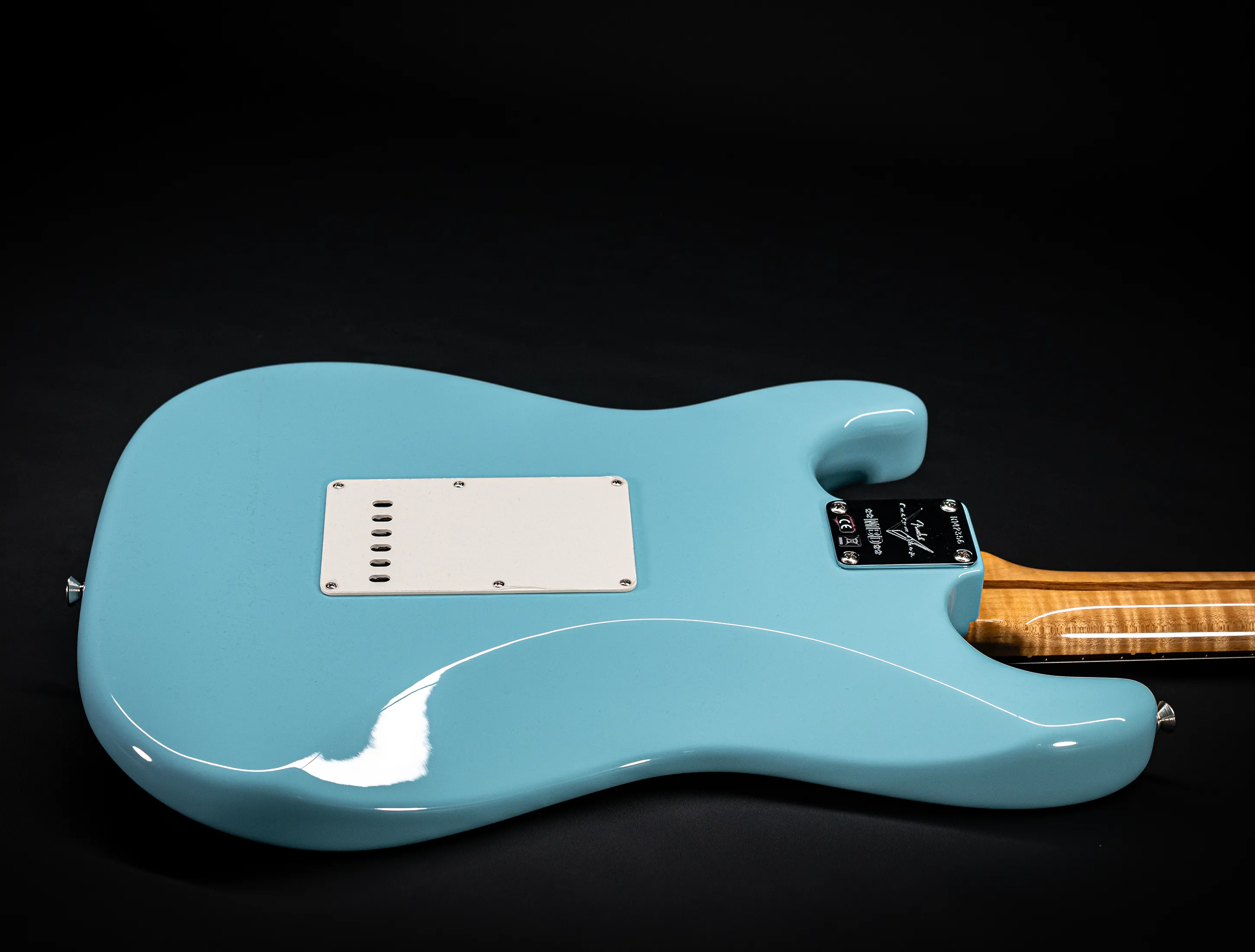 Fender MBD 1963 Stratocaster Prestige NOS flame Neck - Daphne Blue