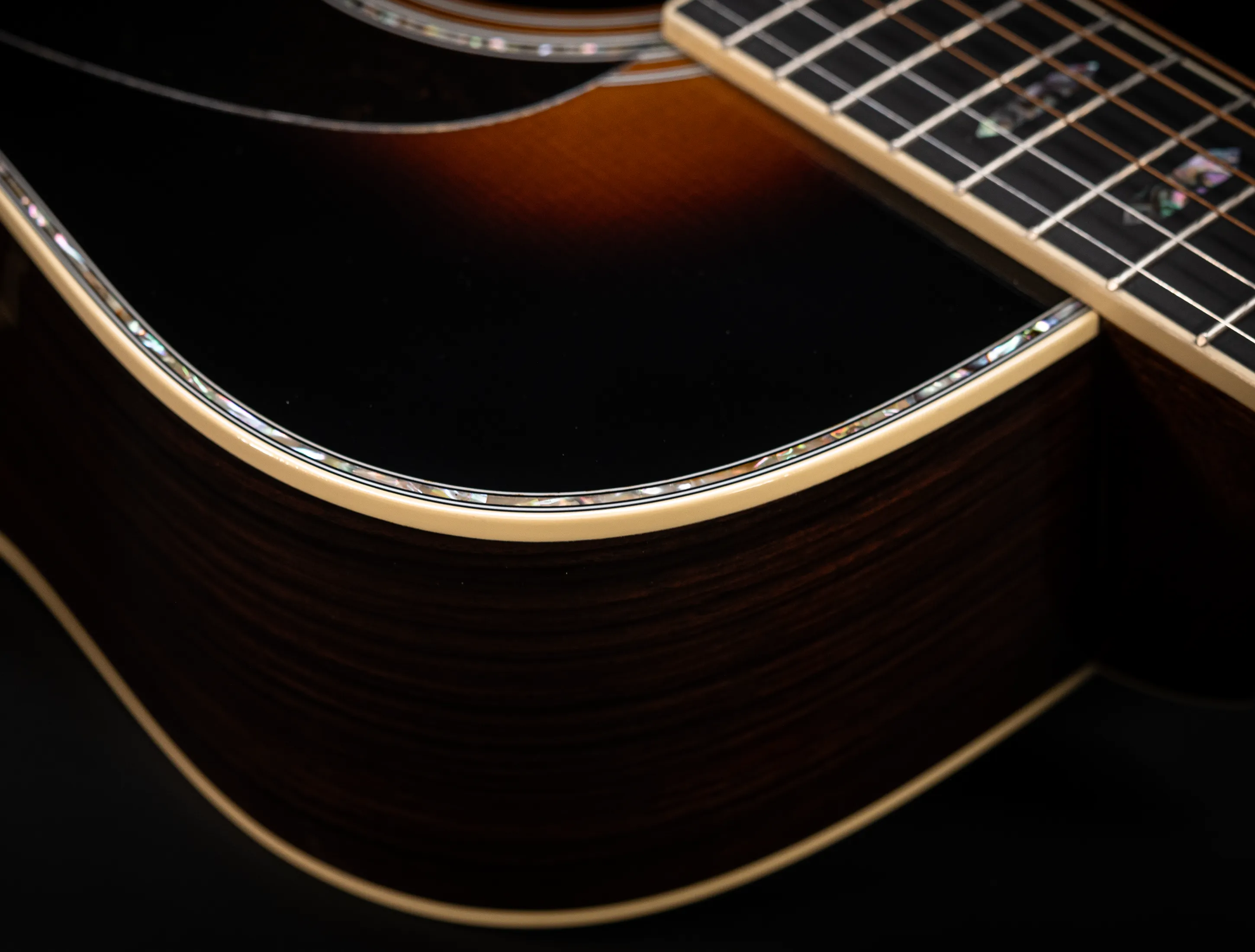 a172107 Martin D-41 (Reimagined) Sunburst Musikhaus-Hermann