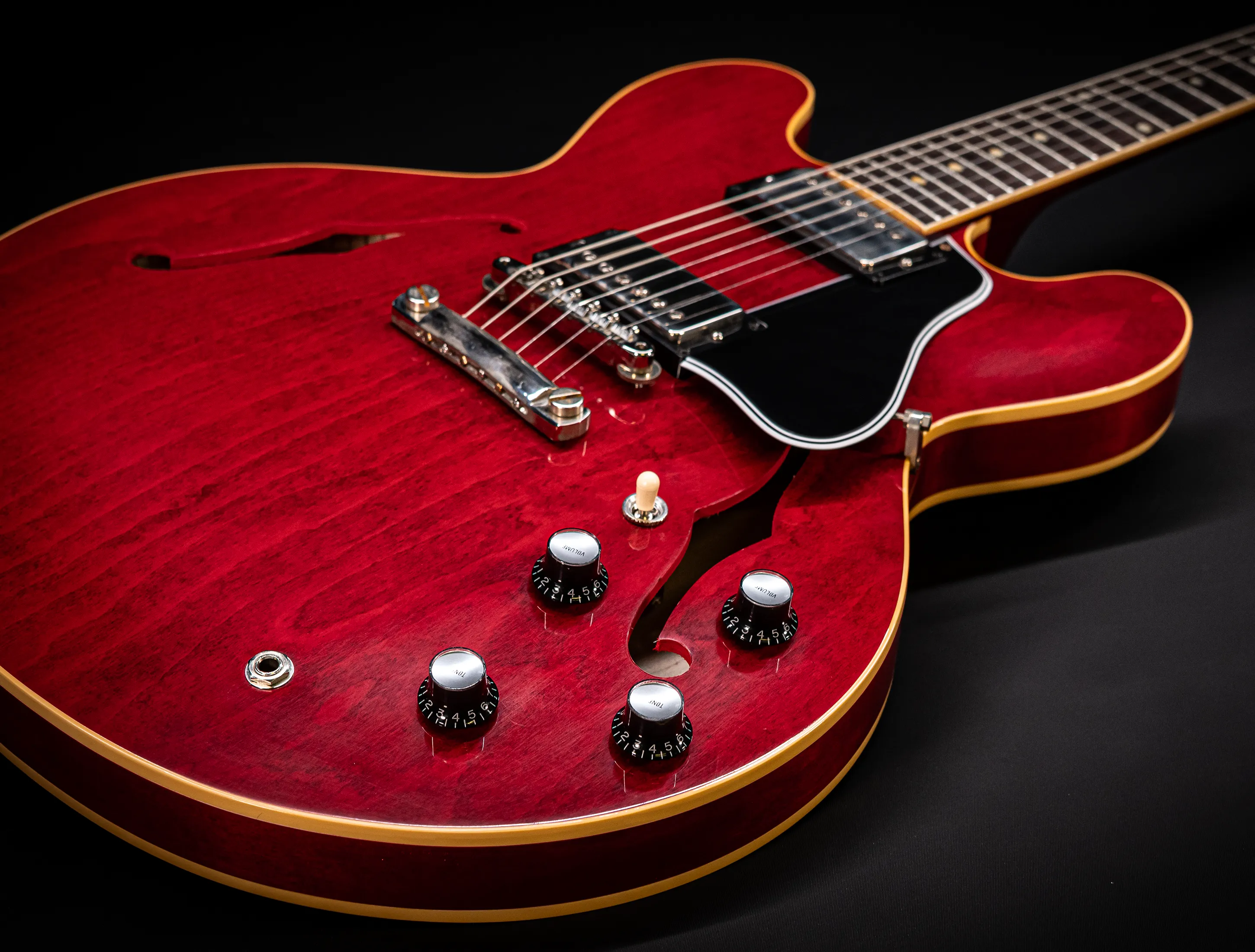 a173589-Gibson-ES-335-1961-Custom-Shop-Reissue-VOS-Sixties-Cherry-Musikhaus-Hermann