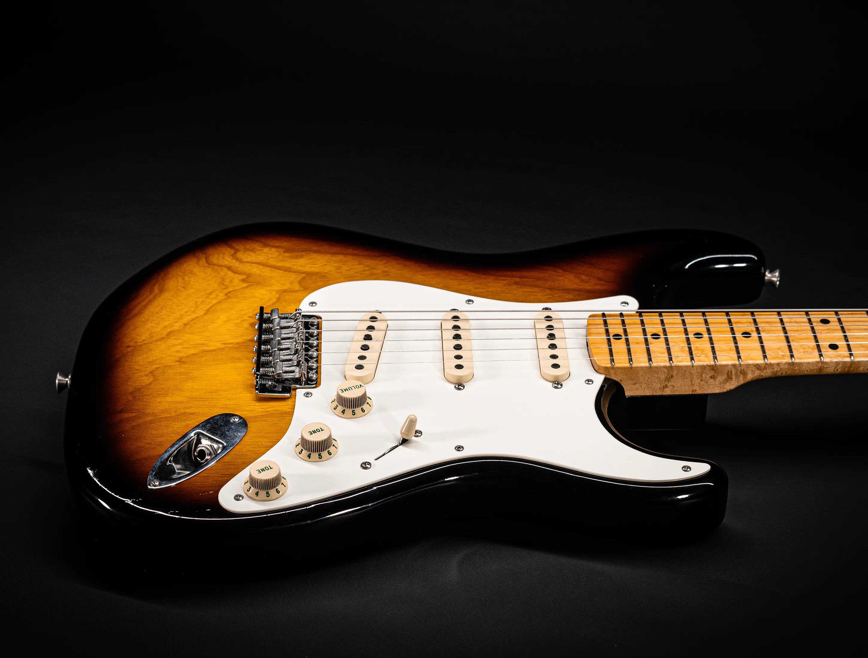 Fender Masterbuilt Kyle McMillin 1955 Stratocaster Closet Classic Ash Body - Sunburst