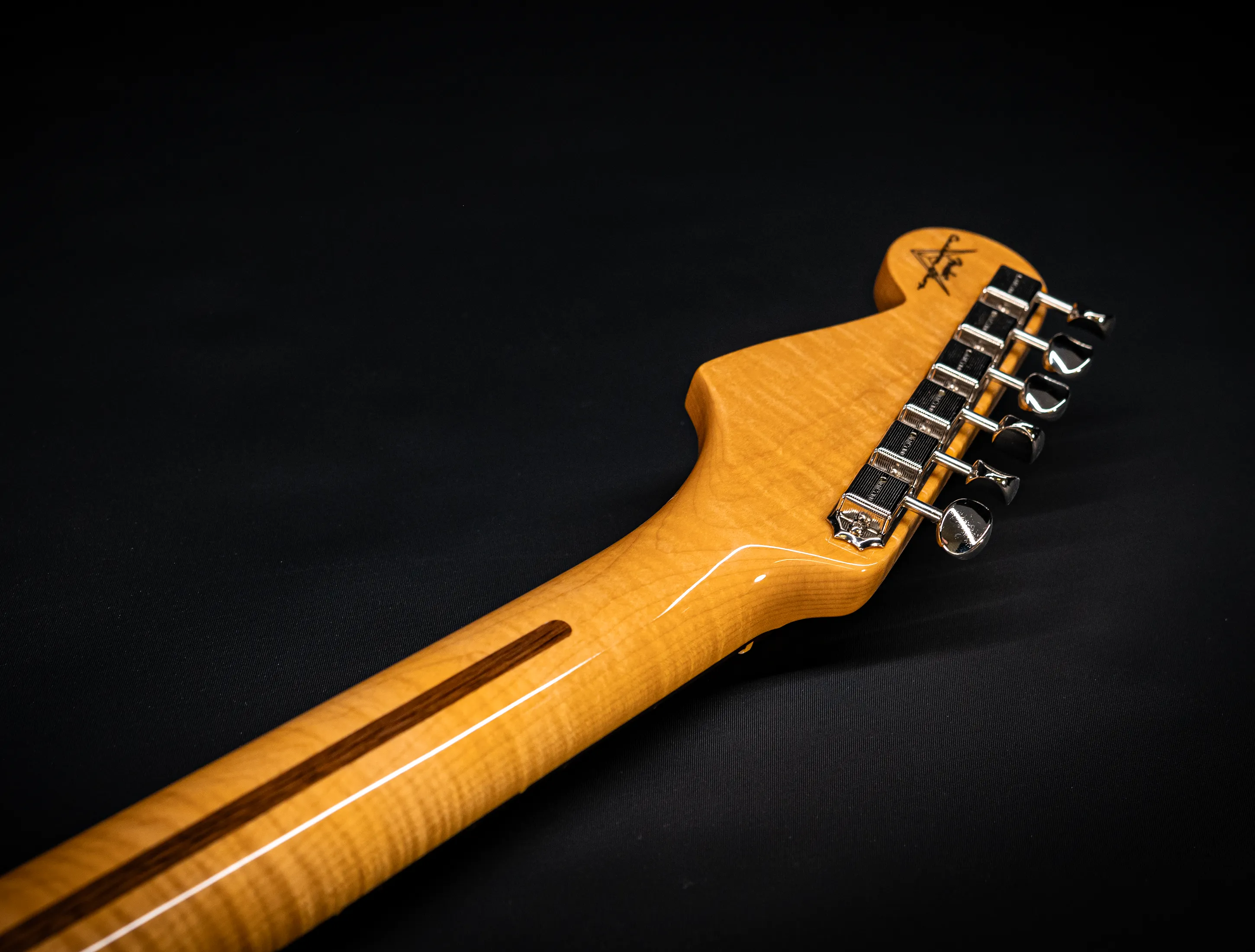a175605-Fender-MBD-Limited-1963-Stratocaster-Timeless-NOS-flame-Neck-Sunburst-