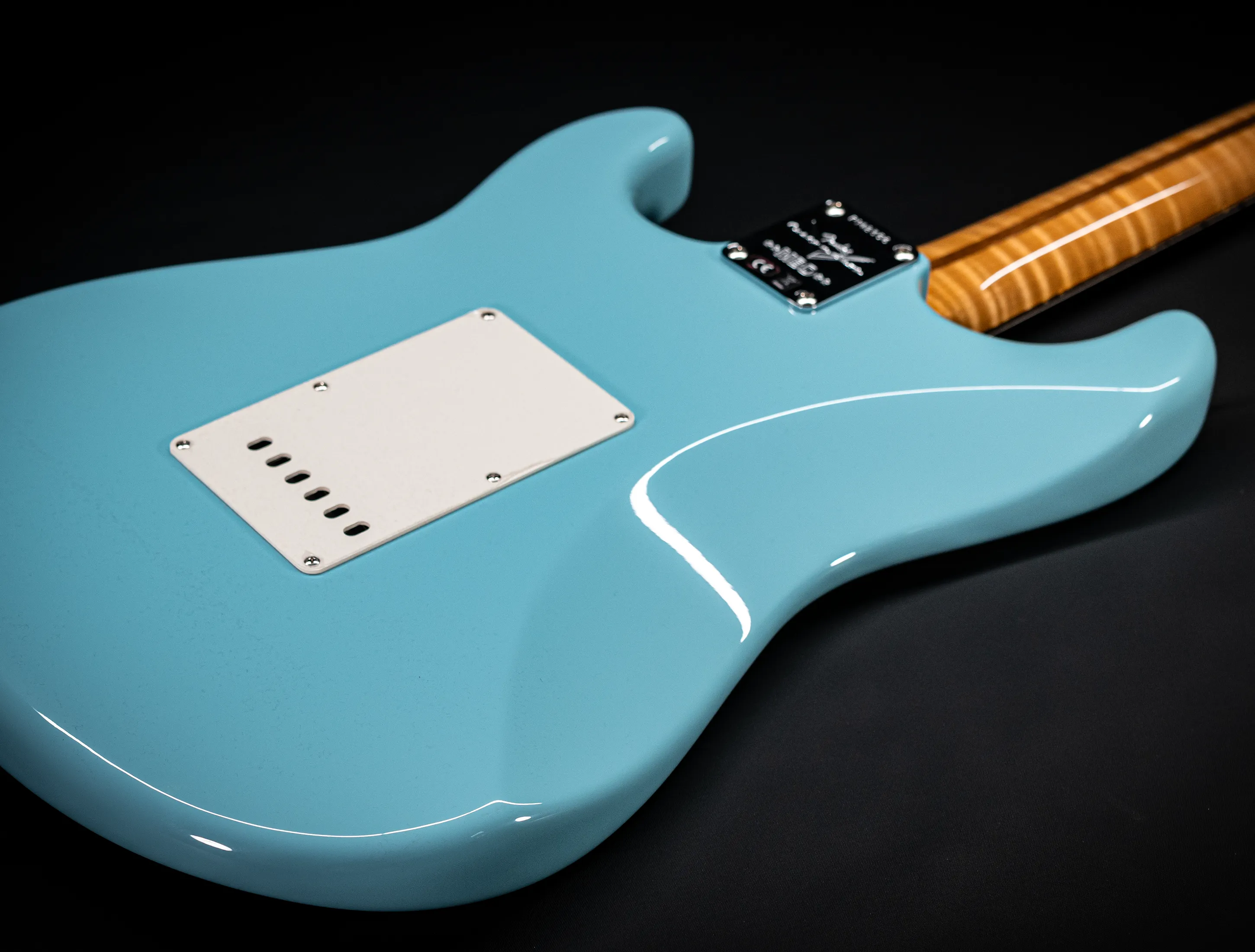 Fender MBD 1963 Stratocaster Prestige NOS flame Neck - Daphne Blue