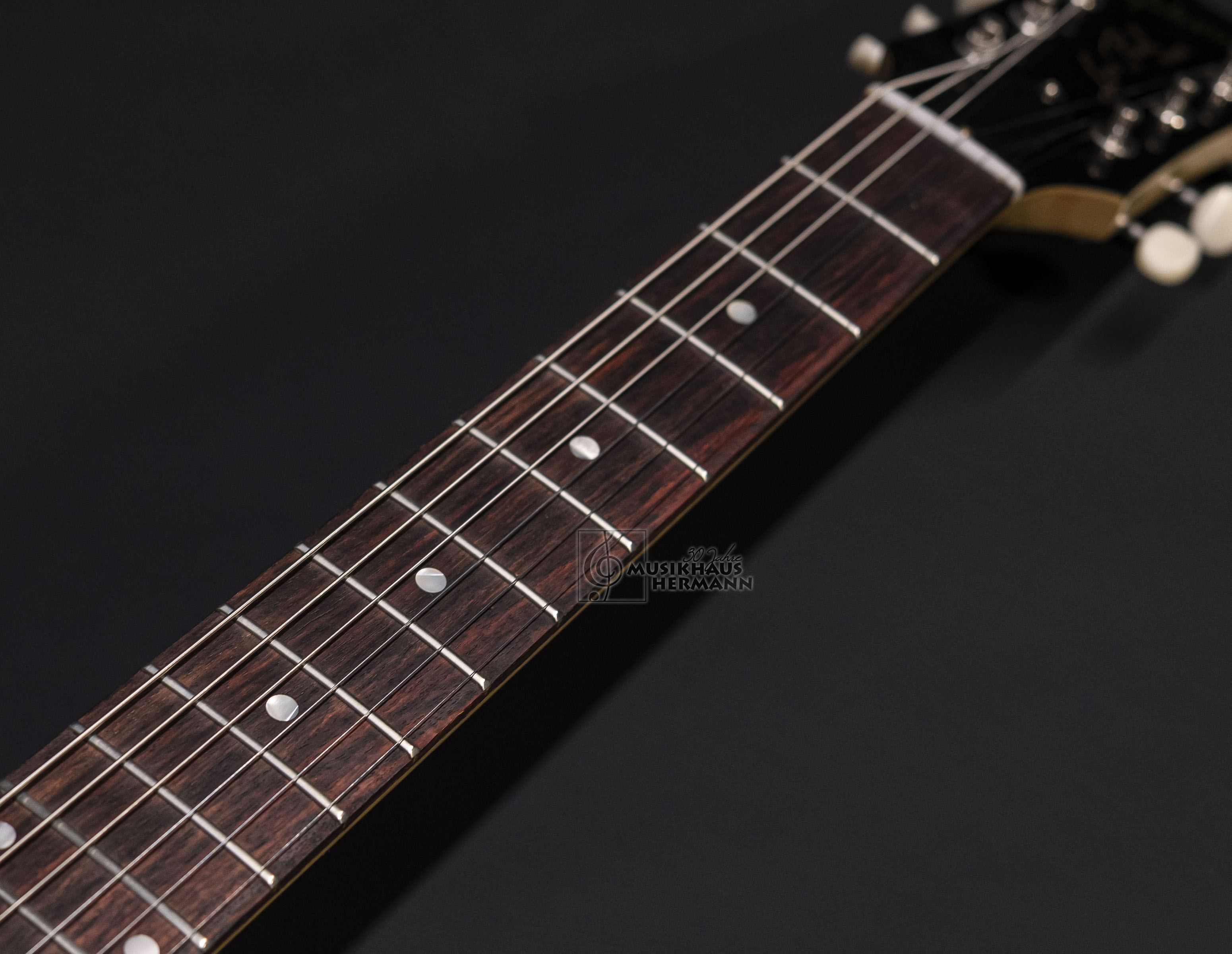 Galerie anzeigen (13 Bilder) a8-4969 gibson-les-paul-junior-1958-double-cut-tv-yellow