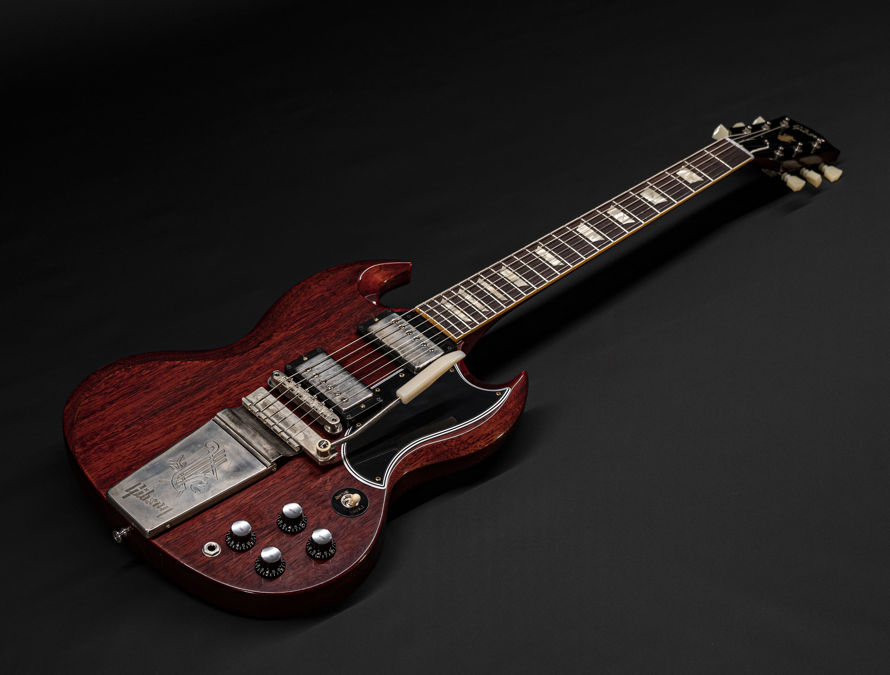 a128064-Gibson-SG-1964-Standard-Reissue-Maestro-Vibrola-VOS-Cherry-Red a128064-gibson-sg-1964-standard-reissue-maestro-vibrola-vos-cherry-red