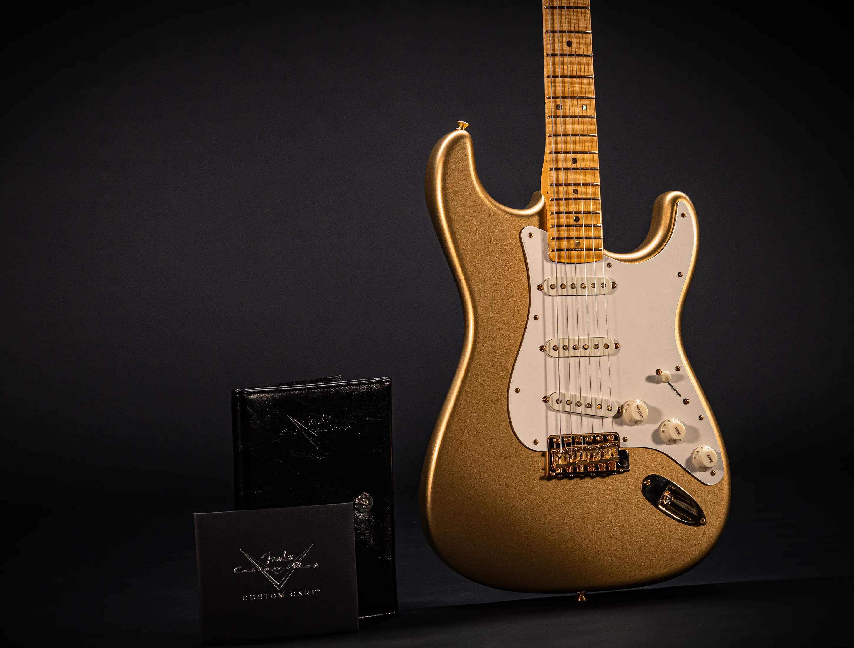 Fender 70th Anniversary Limited Stratocaster NOS Flame AAAA Neck - Aztec Gold