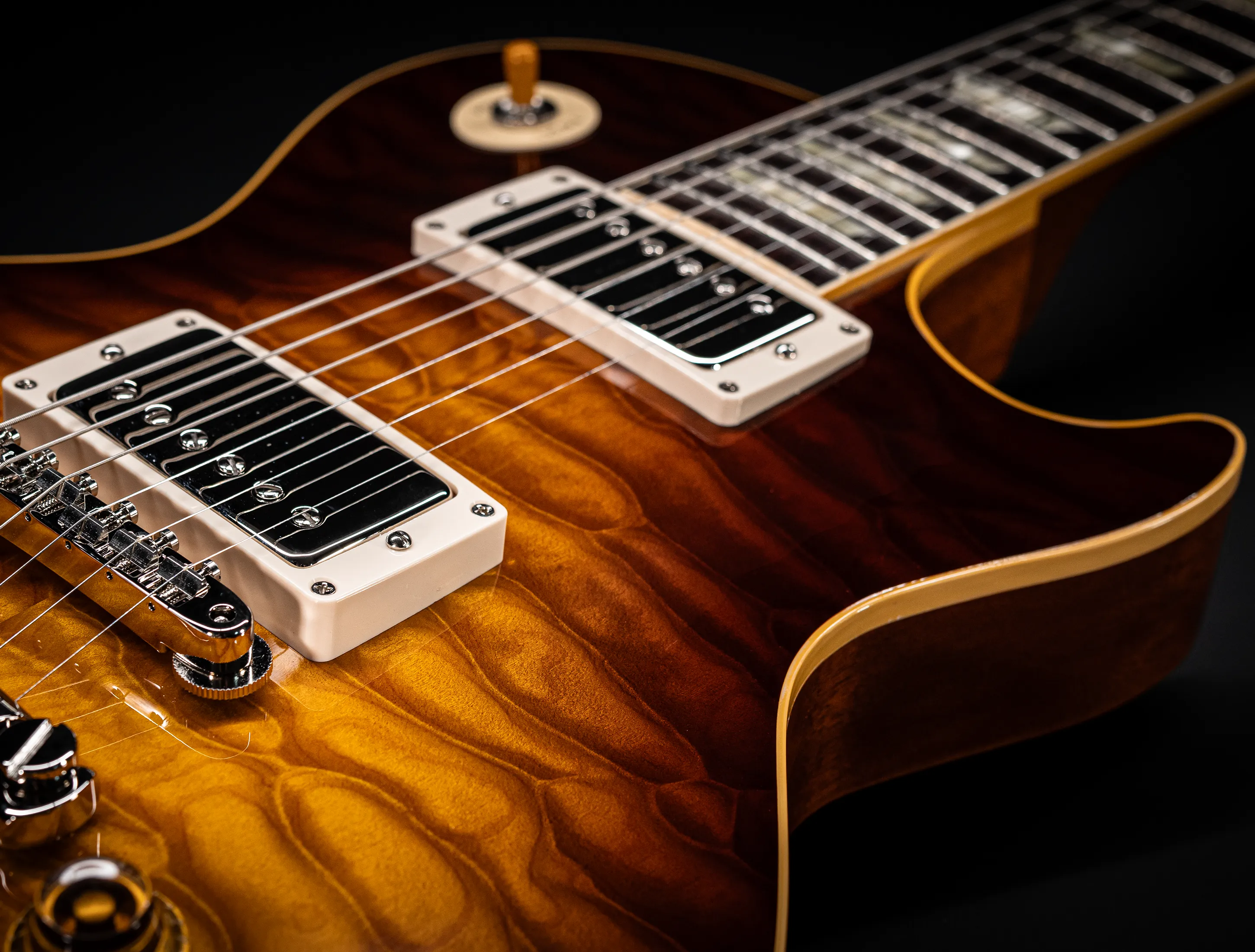 Gibson Les Paul 1959 Reissue ULTRA 5A-Quilt Maple Top - GLOSS "Factory Special"