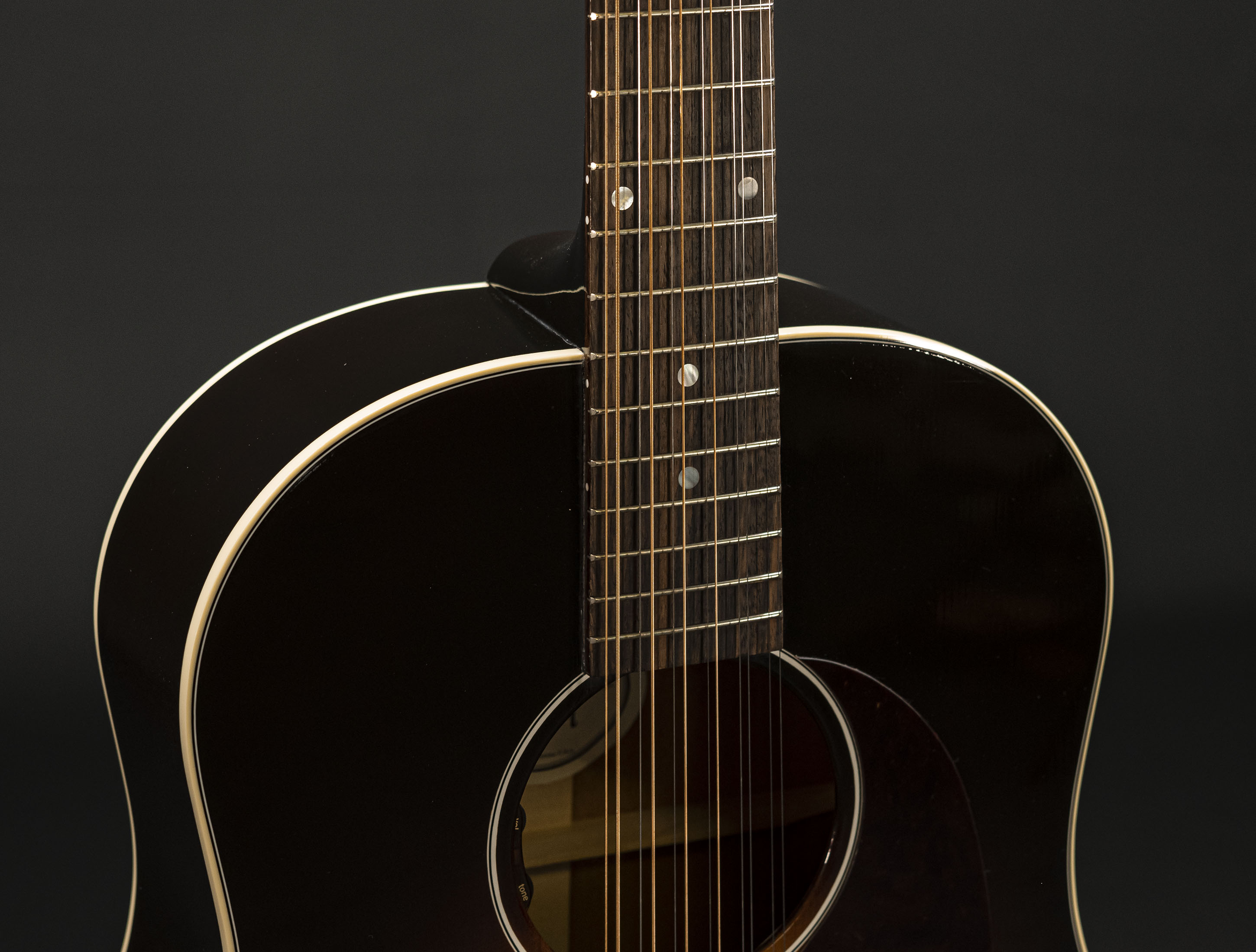 Show gallery (24 images) a118184-gibson-j-45-standard-12-string-vintage-sunburst
