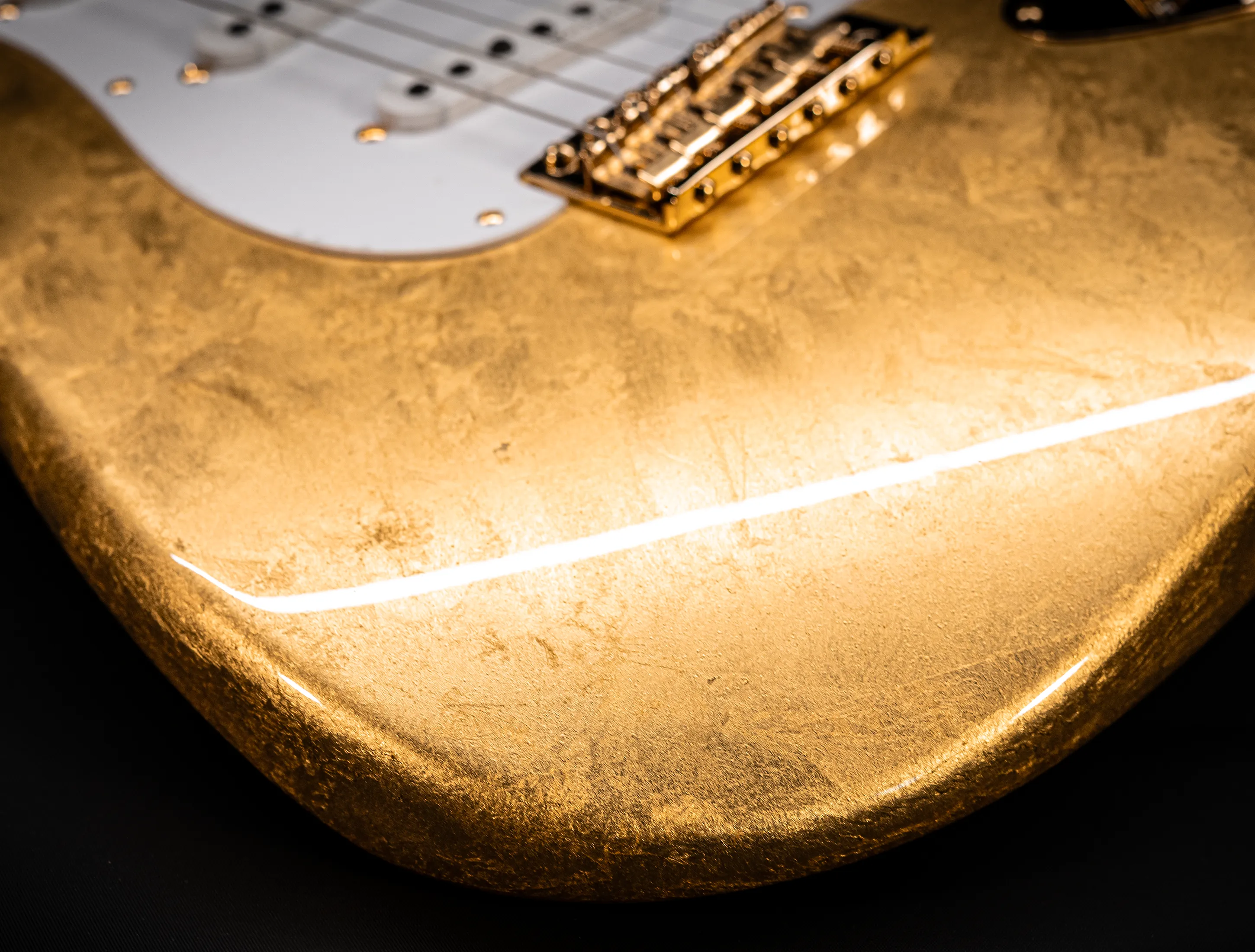 a165189 Fender Masterbuilt Todd Krause GOLD LEAF Eric Clapton Stratocaster - 24 Karat Gold