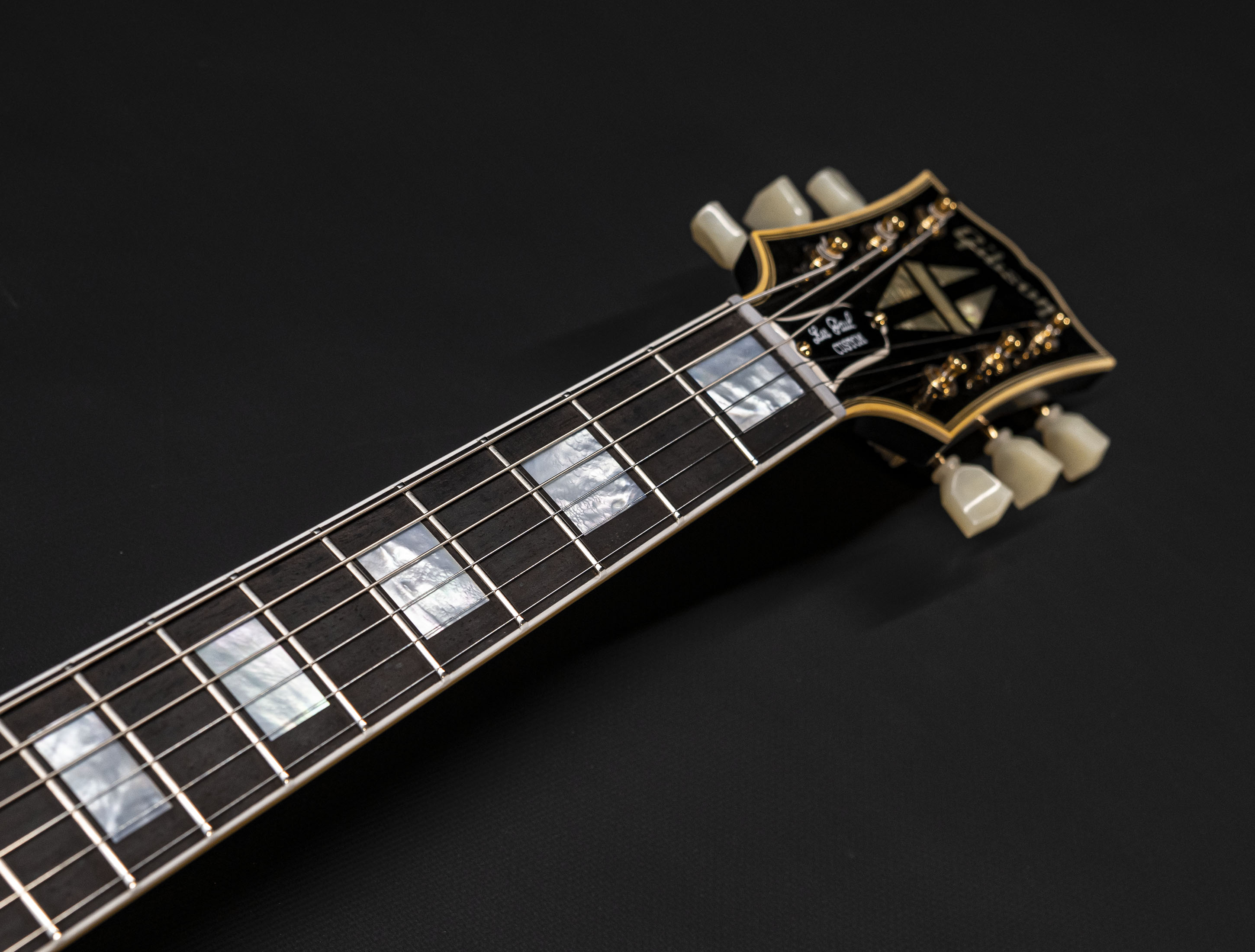 a125426-Gibson-1957-Les-Paul-Custom-Reissue-2PU-Murphy-Lab-Ultra-Light-Aged-Ebonye6oanE9IpR8ix a125426-gibson-1957-les-paul-custom-reissue-2pu-murphy-lab-ultra-light-aged-ebonye6oane9ipr8ix