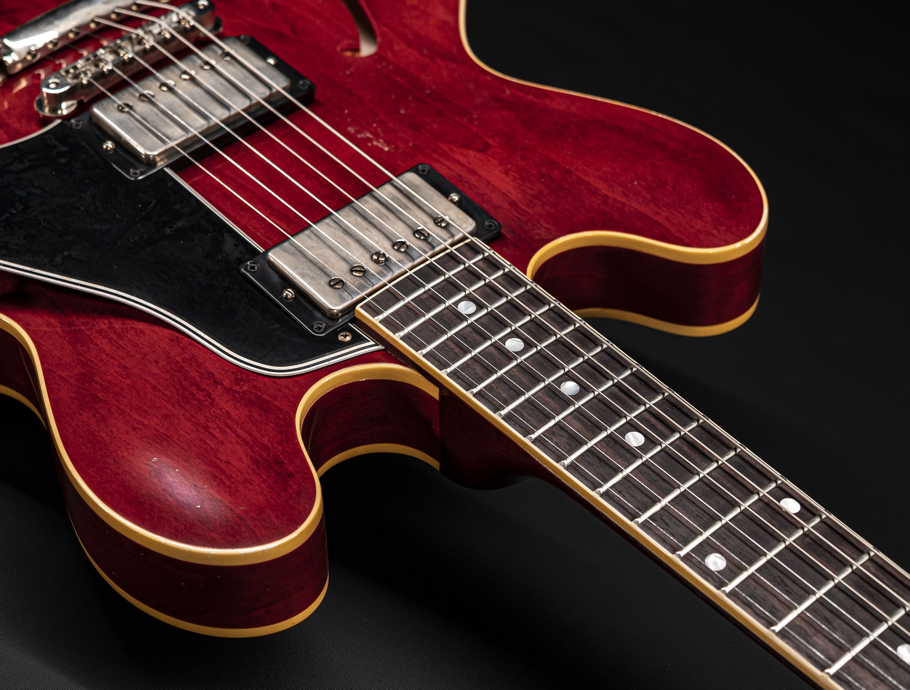 a128115-Gibson-1961-ES-335-Heavy-Aged-Murphy-Lab-Sixties-Cherry a128115-gibson-1961-es-335-heavy-aged-murphy-lab-sixties-cherry