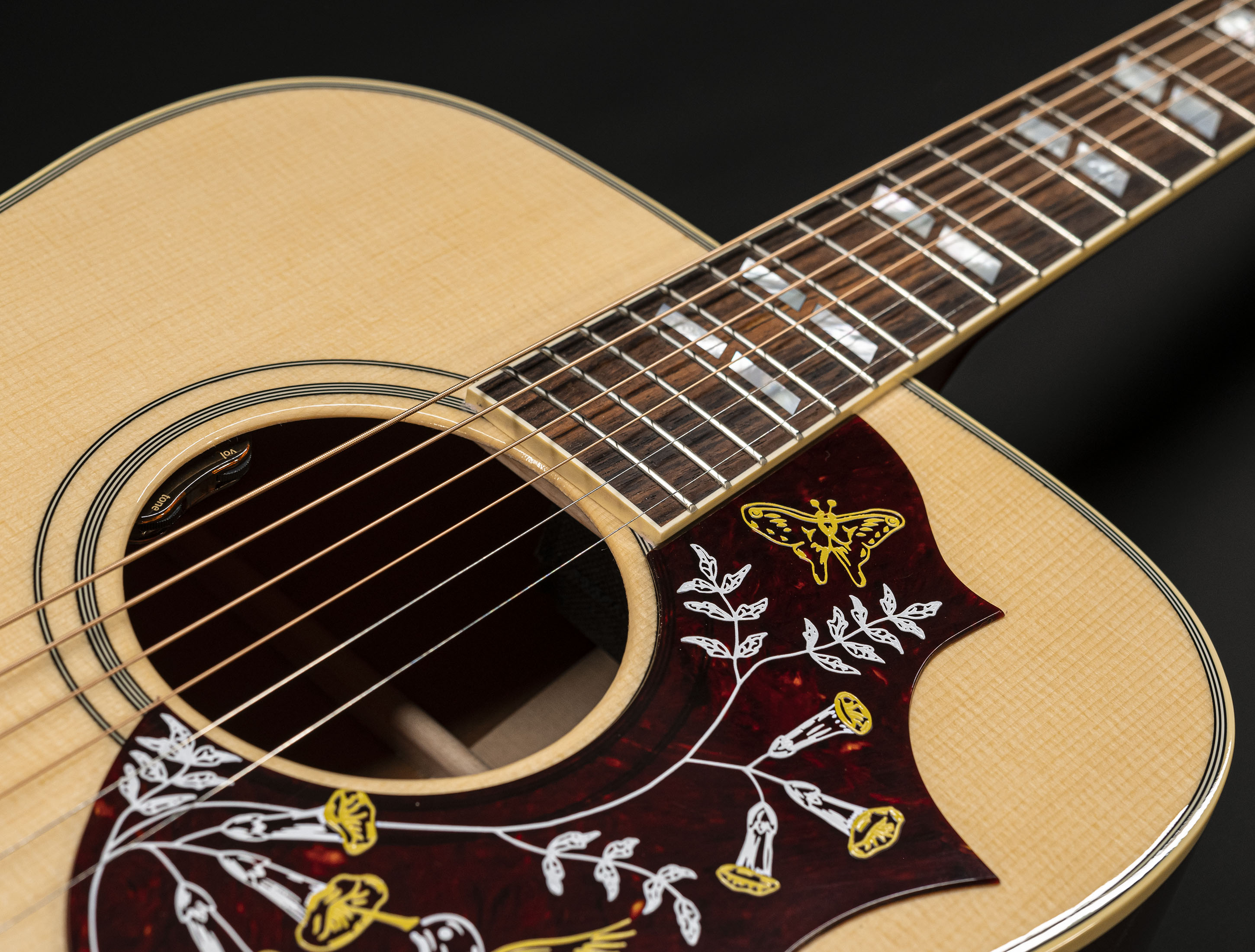 a128039-Gibson-Hummingbird-Original-Antique-Natural a128039-gibson-hummingbird-original-antique-natural