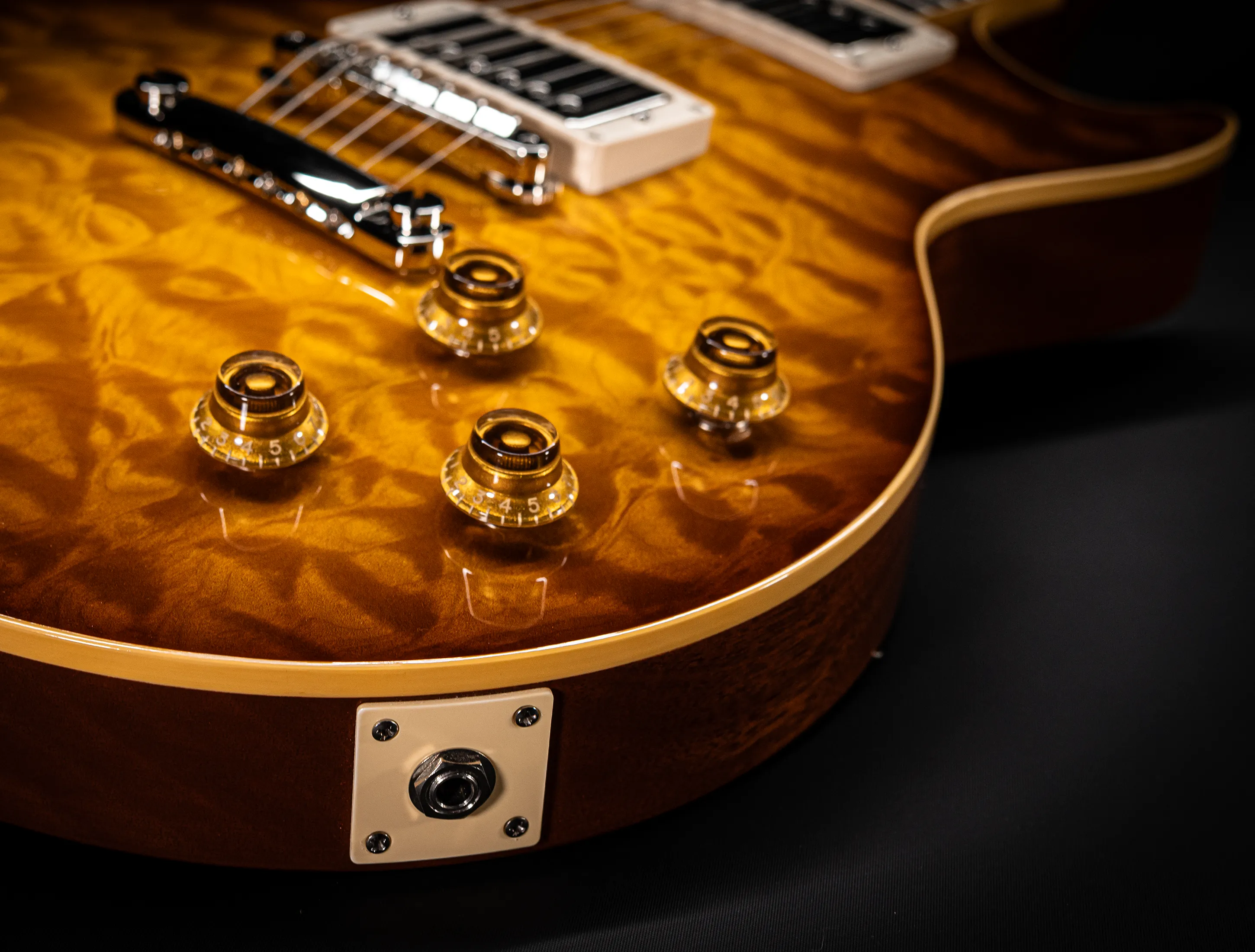 Gibson Les Paul 1959 Reissue 5A-Quilt Maple Top - GLOSS "Factory Special"