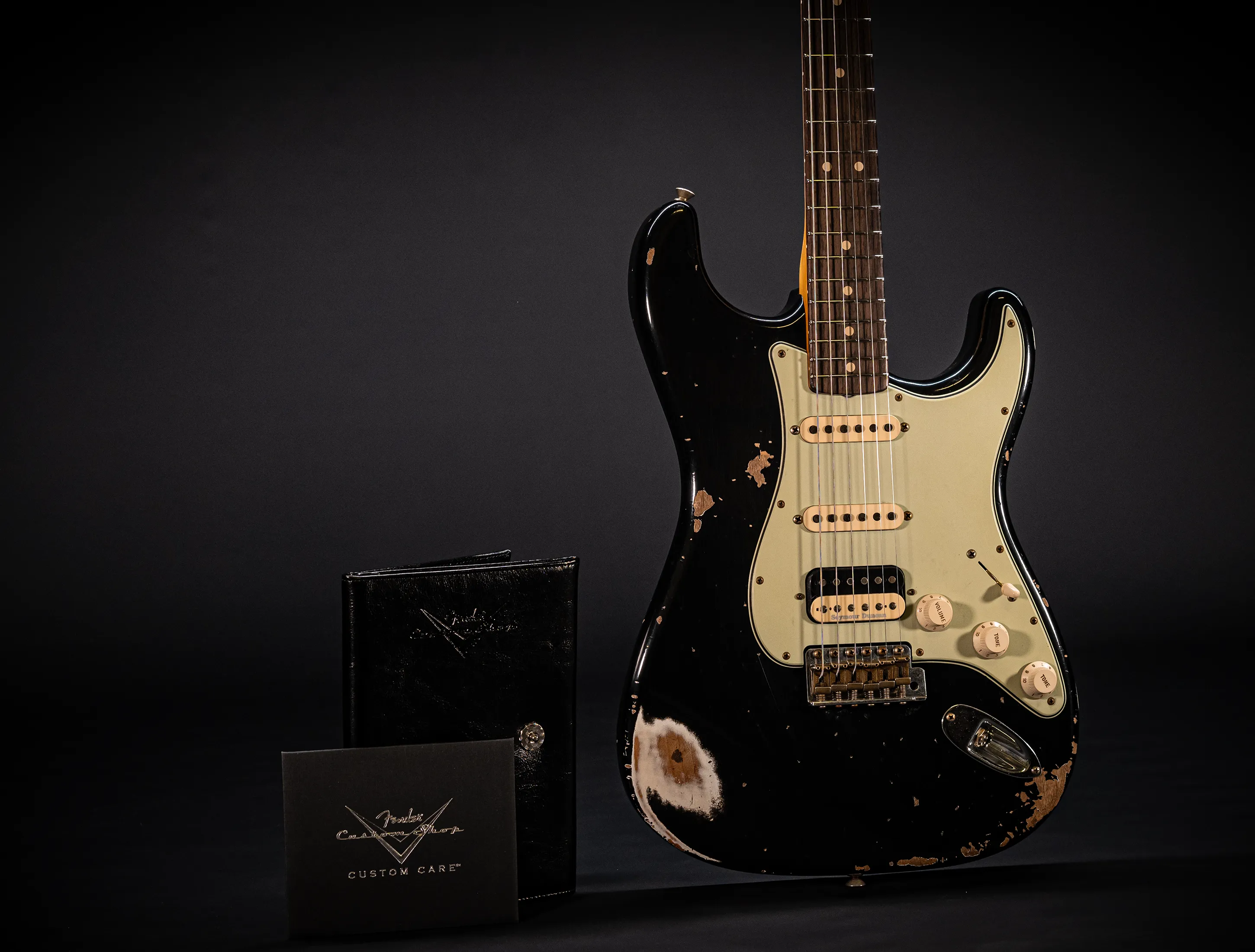 Fender MBD Limited 1963 Humbucker Stratocaster Heavy Relic - Black