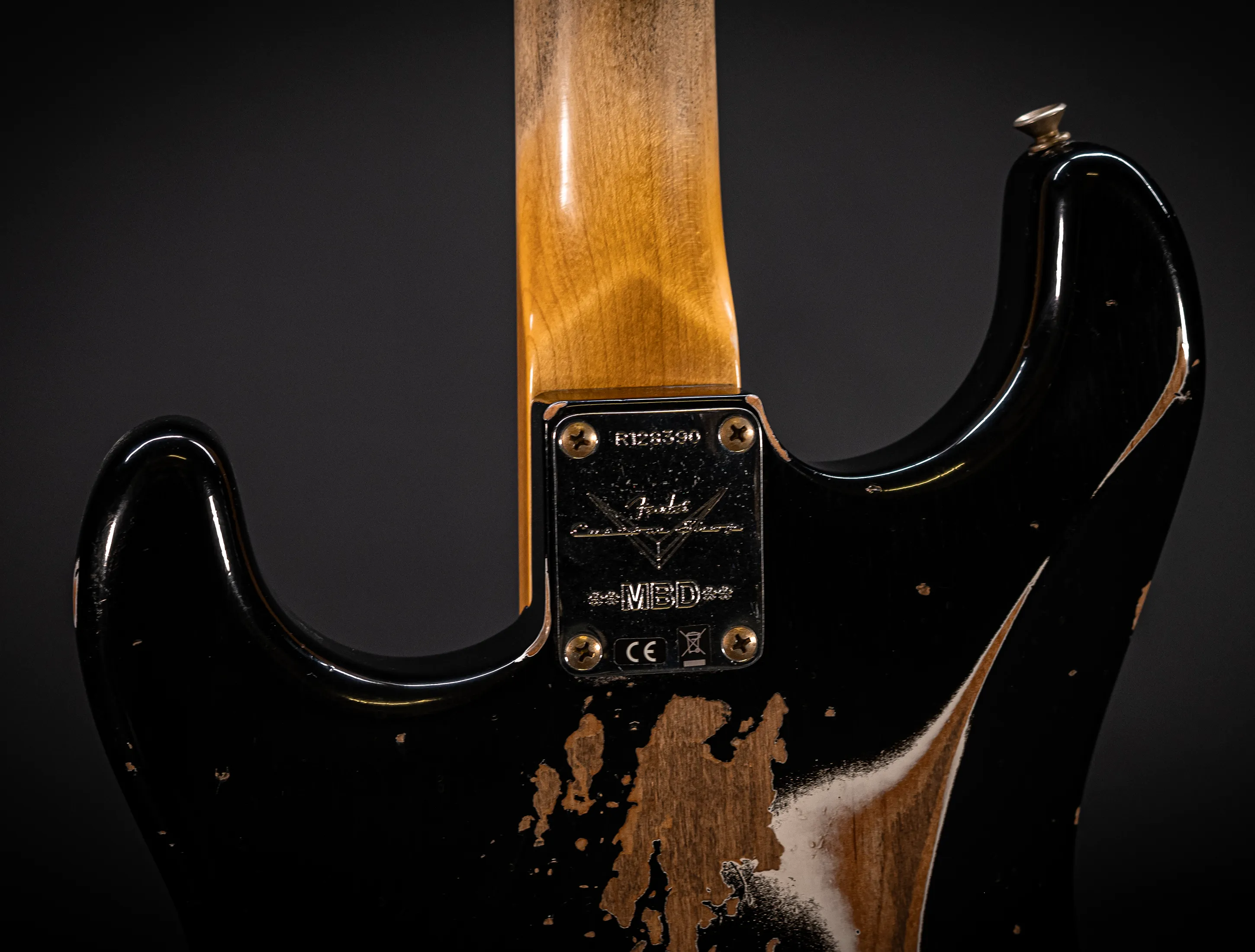 a173108Fender MBD Limited 1963 Humbucker Stratocaster Heavy Relic - Black Muikhaus-Hermann