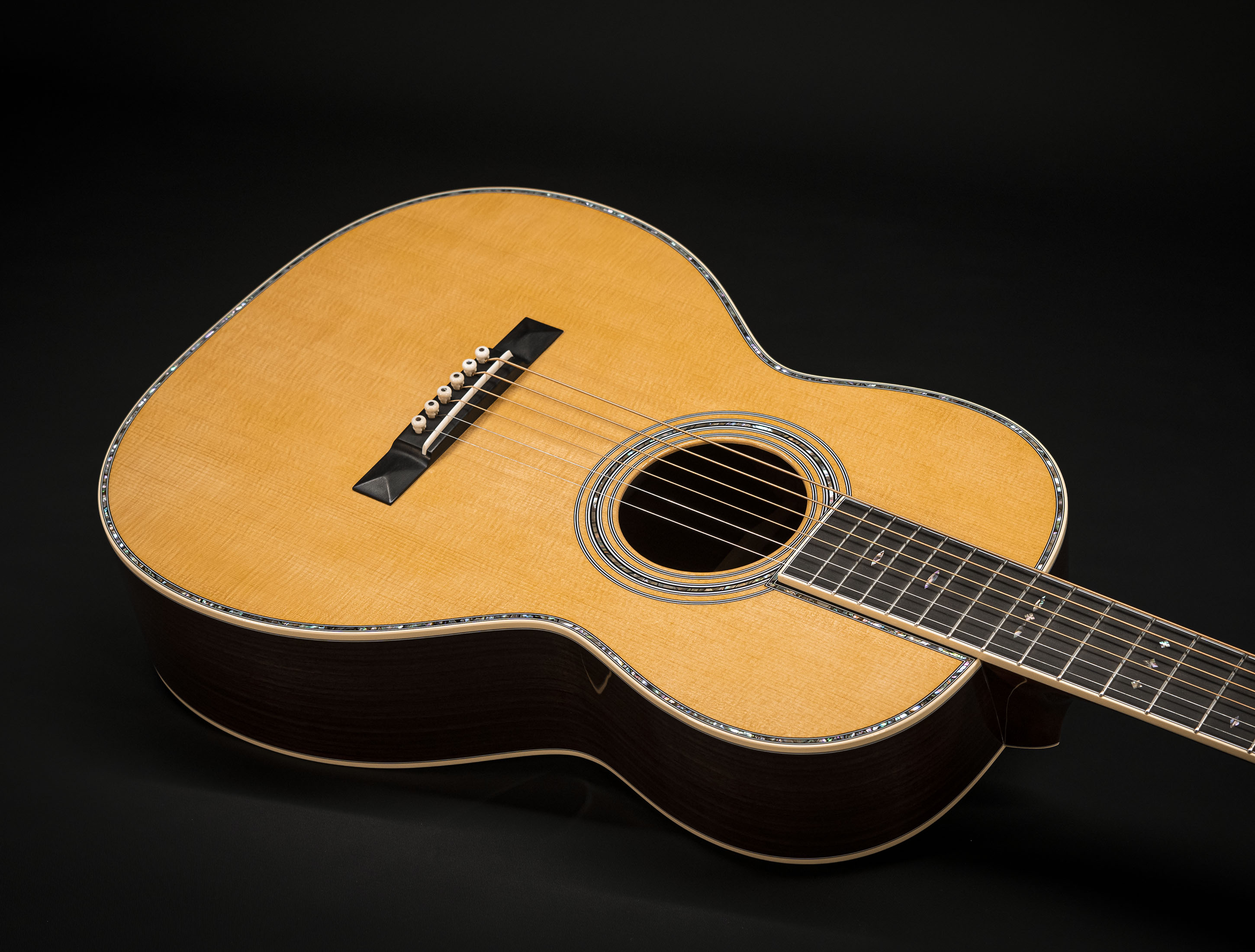 a135351 martin-0012-42-12-fret-custom-shop-adirondack-bracing