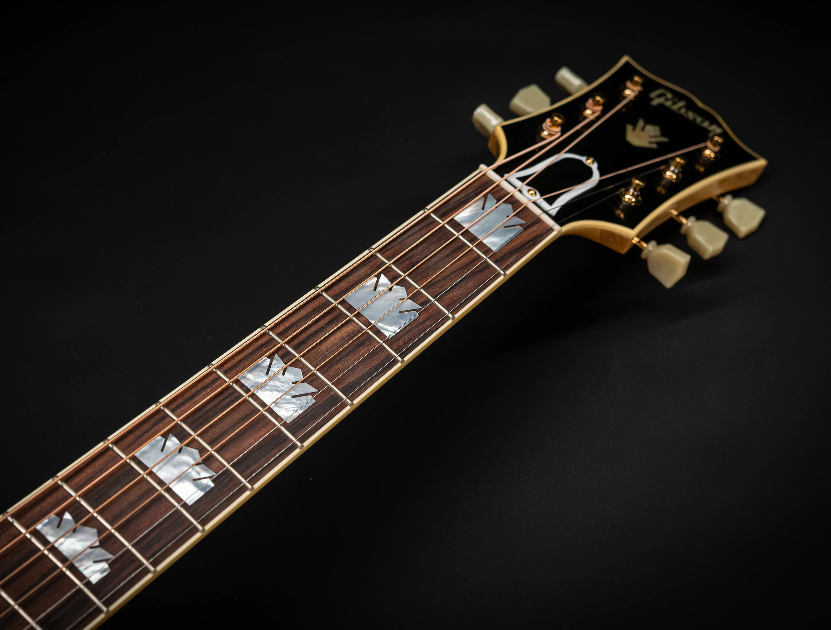 Show gallery (32 images) a162582 Gibson SJ-200 EARLY 50`s Golden Era Custom Shop Adirondack - Vintage Natural