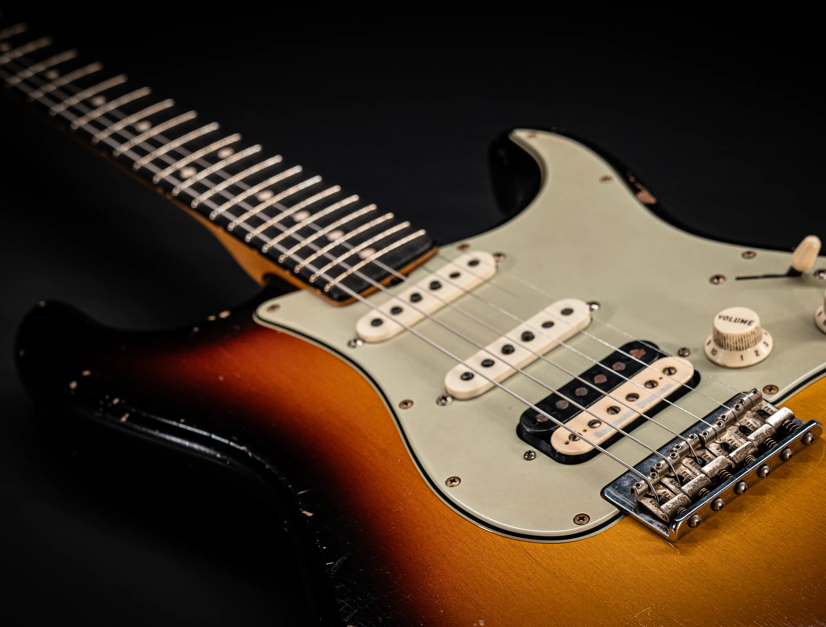 Fender Senior Masterbuilt Todd Krause 1963 Hardtail Humbucker Stratocaster Relic - Sunburst