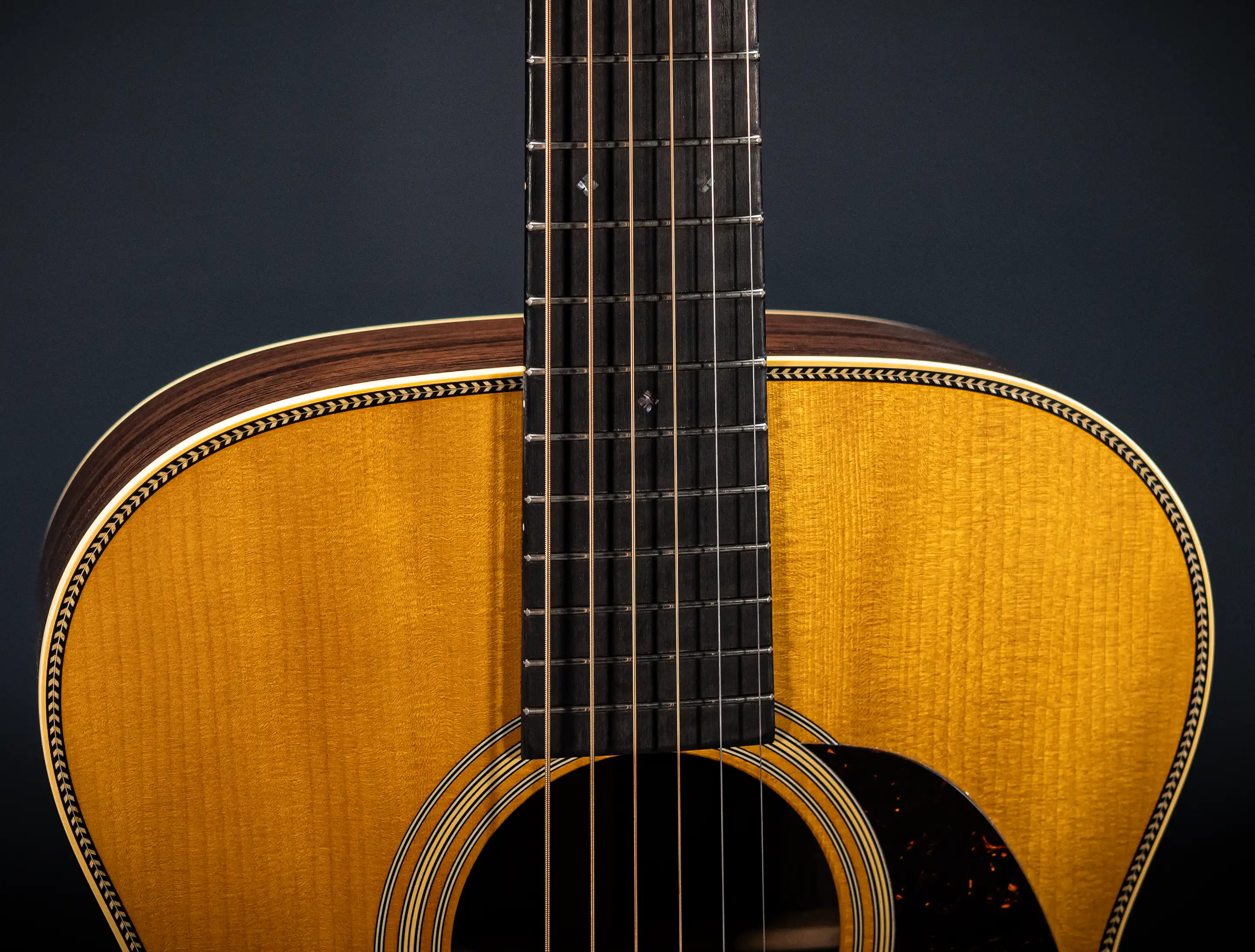 Show gallery (23 images) a154285 Martin-Custom-Shop-000-28-Authentic-1937-Vintage-Low-Gloss-Stage-1-Aging