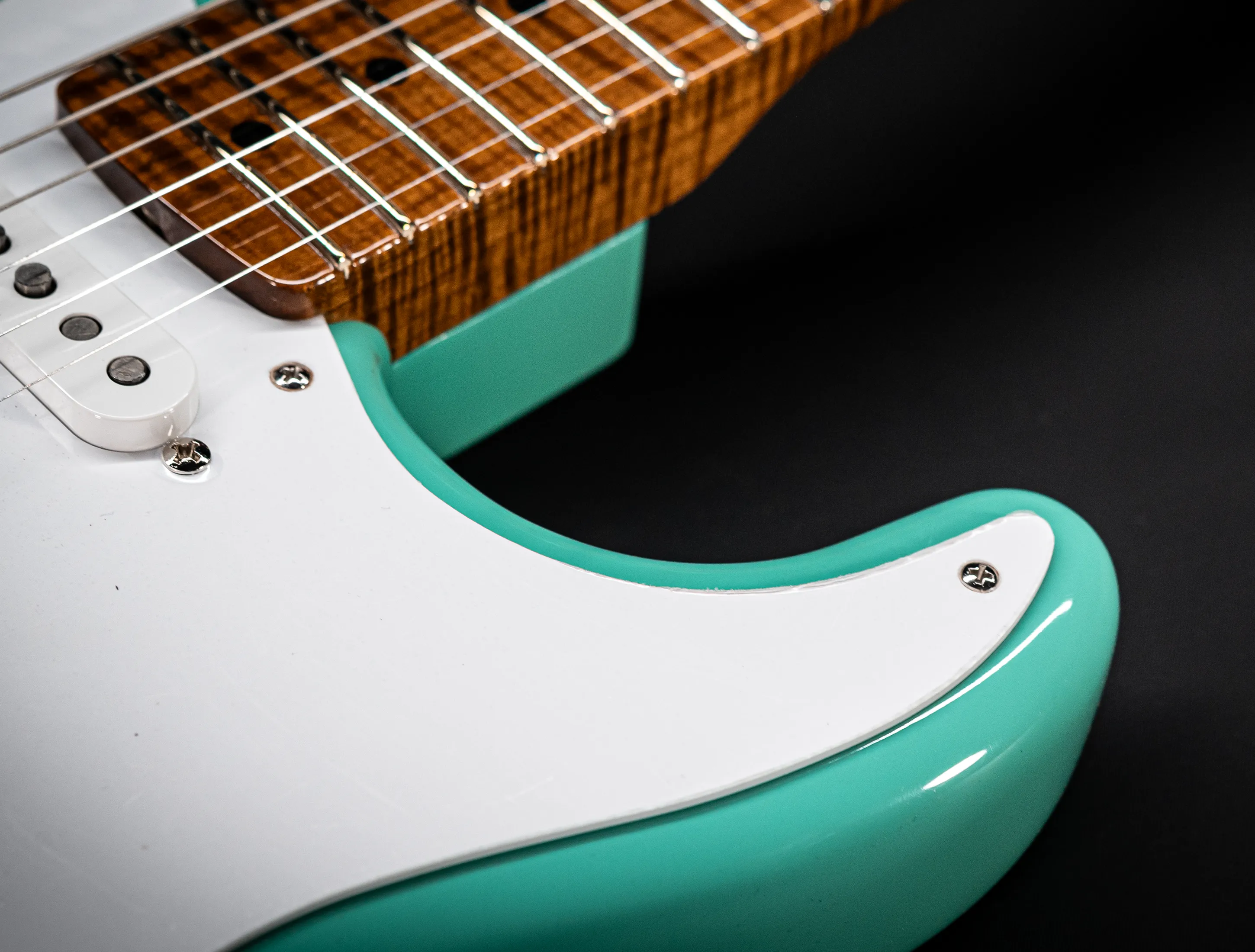 Fender 50`s Limited Stratocaster NOS Mastergrade roasted Flame AAAA Neck - Sea Foam Green