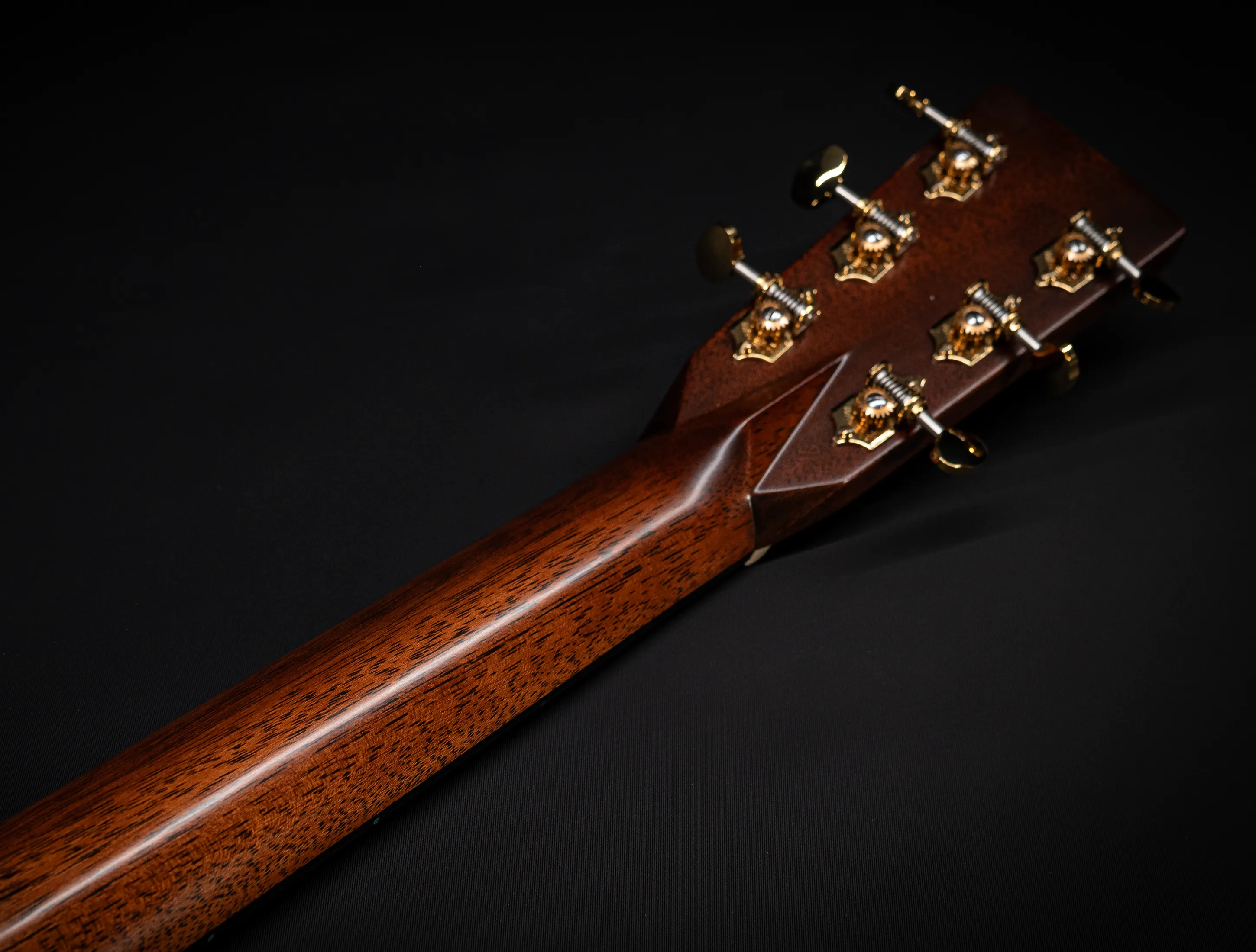 a172502Martin 000-28 Modern Deluxe Musikhaus-Hermann