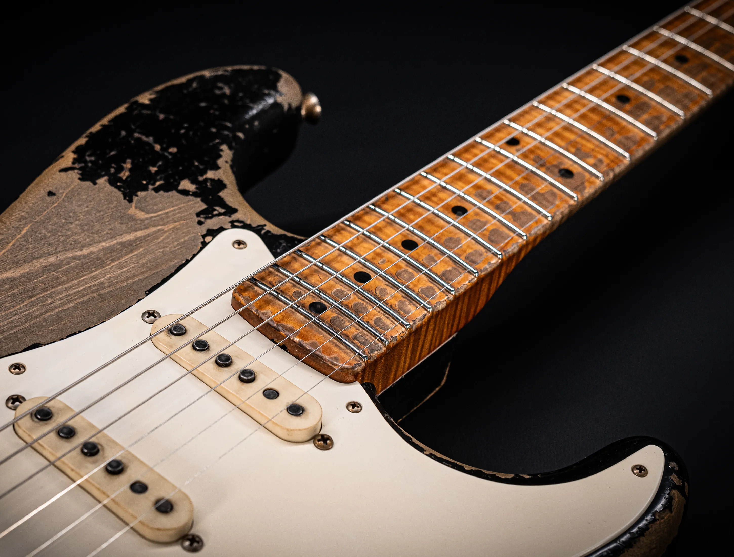 Fender Senior Masterbuilt Dale Wilson 1957 Stratocaster Heavy Relic - faded Black
