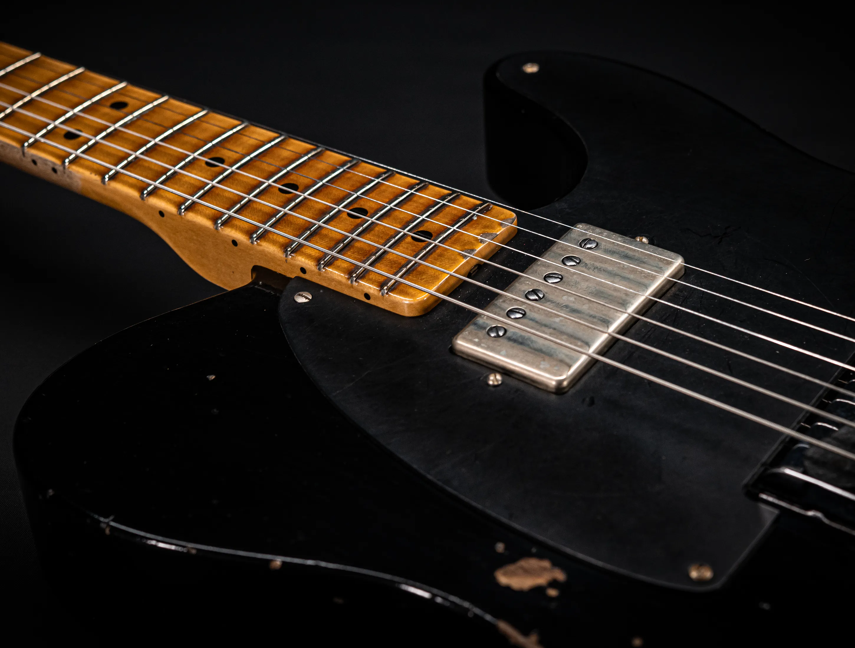 Fender MBD 1952 Telecaster Humbucker Between Relic & Heavy Relic - Black