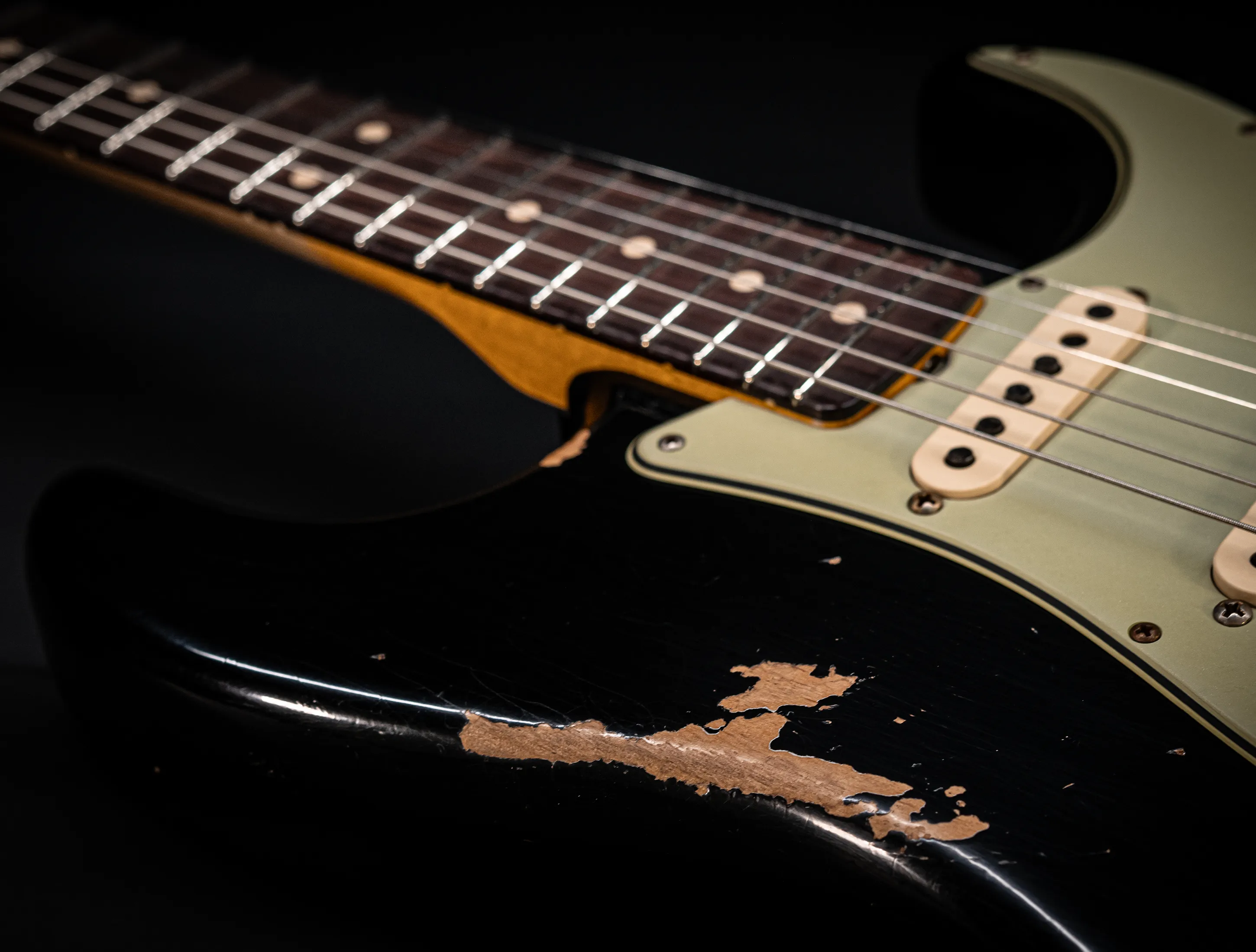 a173138Fender MBD Limited 1963 Stratocaster Heavy Relic - Black Muikhaus-Hermann