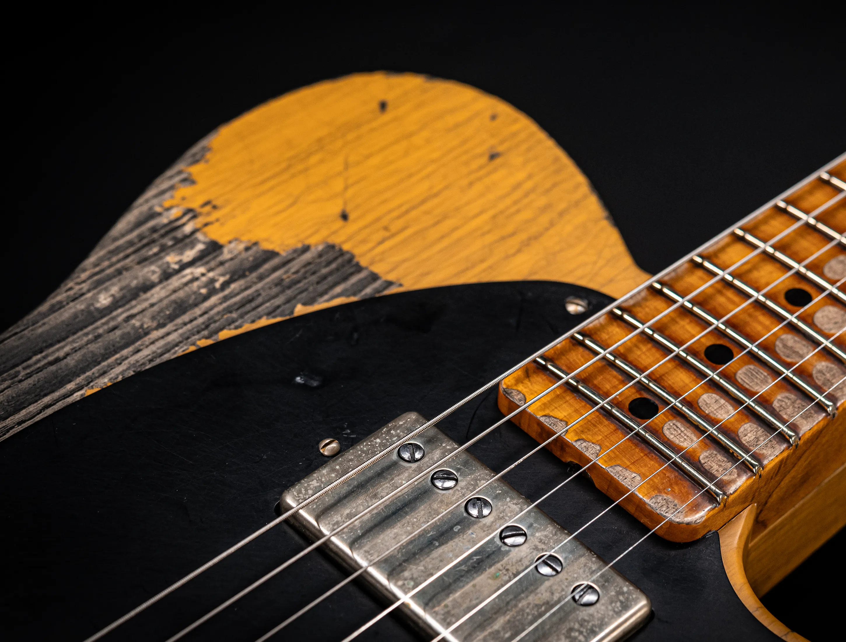 Fender MBD II 1952 Humbucker Telecaster Super Heavy Relic 1pc. Ash Body - Butterscotch Blonde