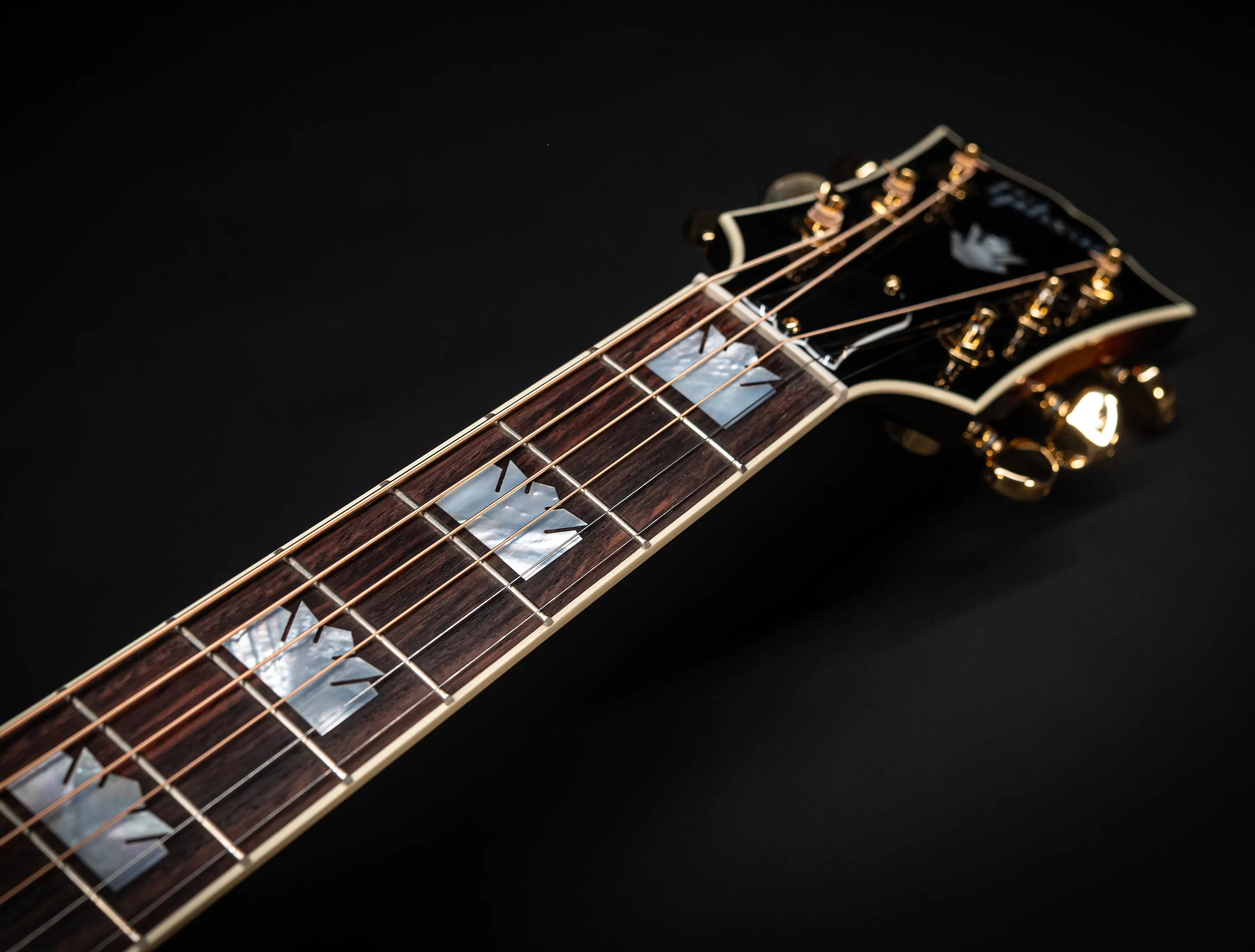 a173688 Gibson SJ-200 Standard Tri Burst MCJB20TB musikhaus-hermann