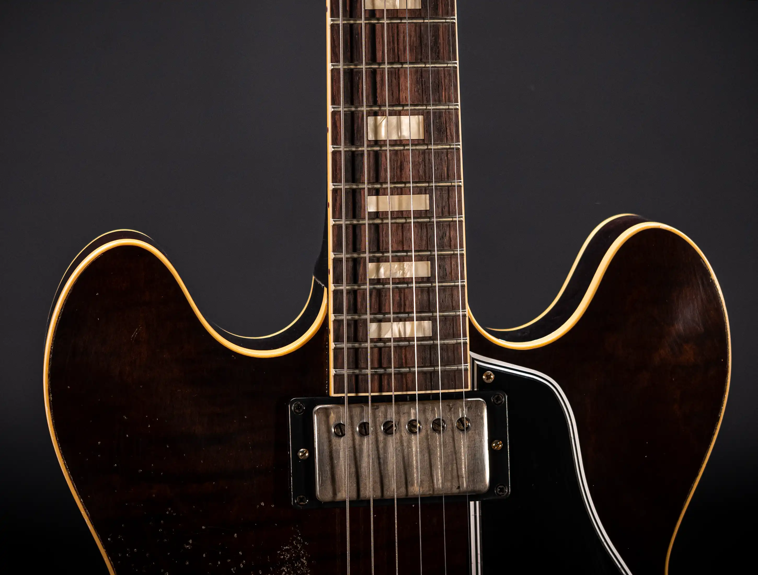 a154420 Gibson-ES-335-1964-Custom-Shop-Murphy-Lab-Heavy-Aged-Figured-Maple-Antique-Walnut-Stain