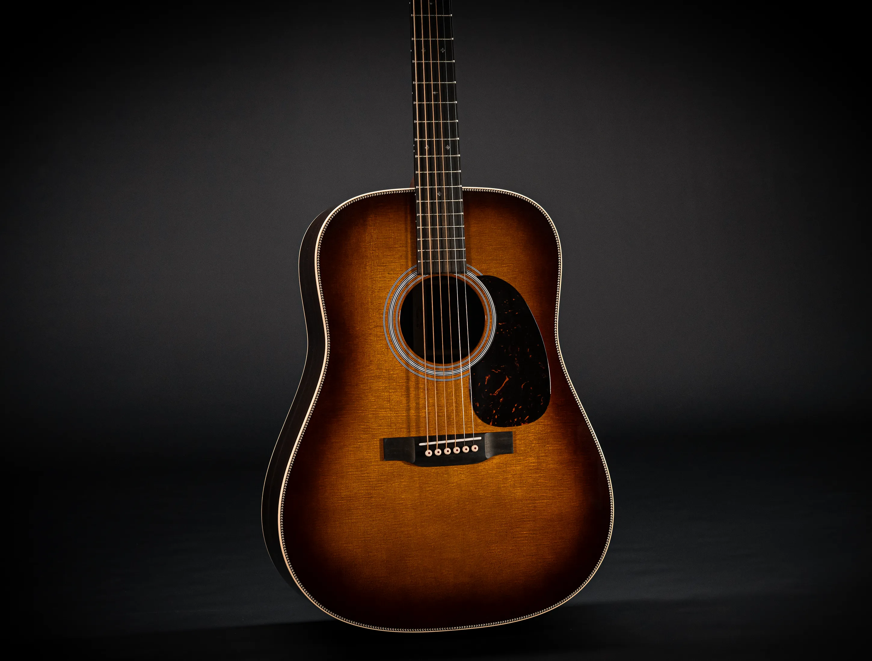 Martin HD-28 Ambertone